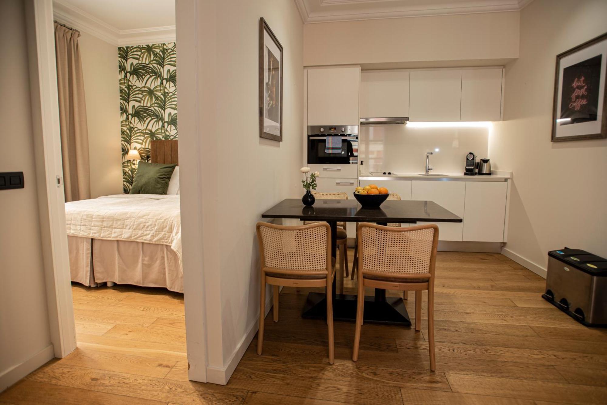 Family Suite (2 Adults)