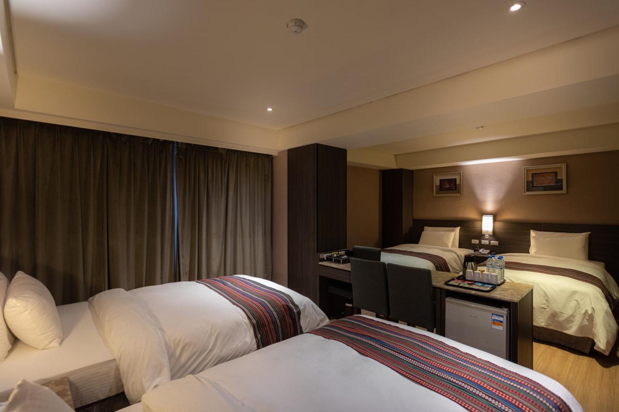 Deluxe Quadruple Room
