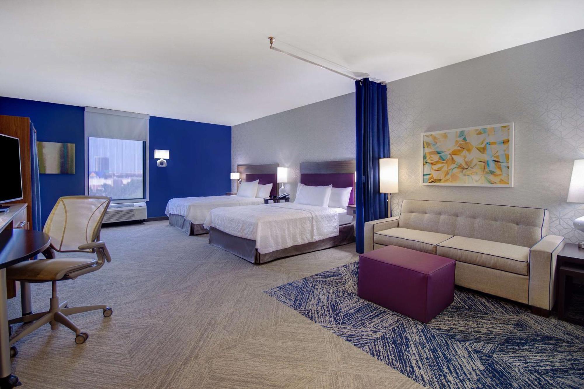Queen Studio with Two Queen Beds - Mobility and Hearing Access/Non-Smoking