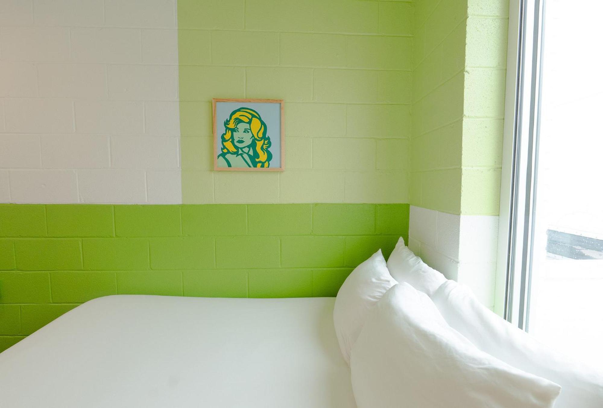 Economy Double Room 318