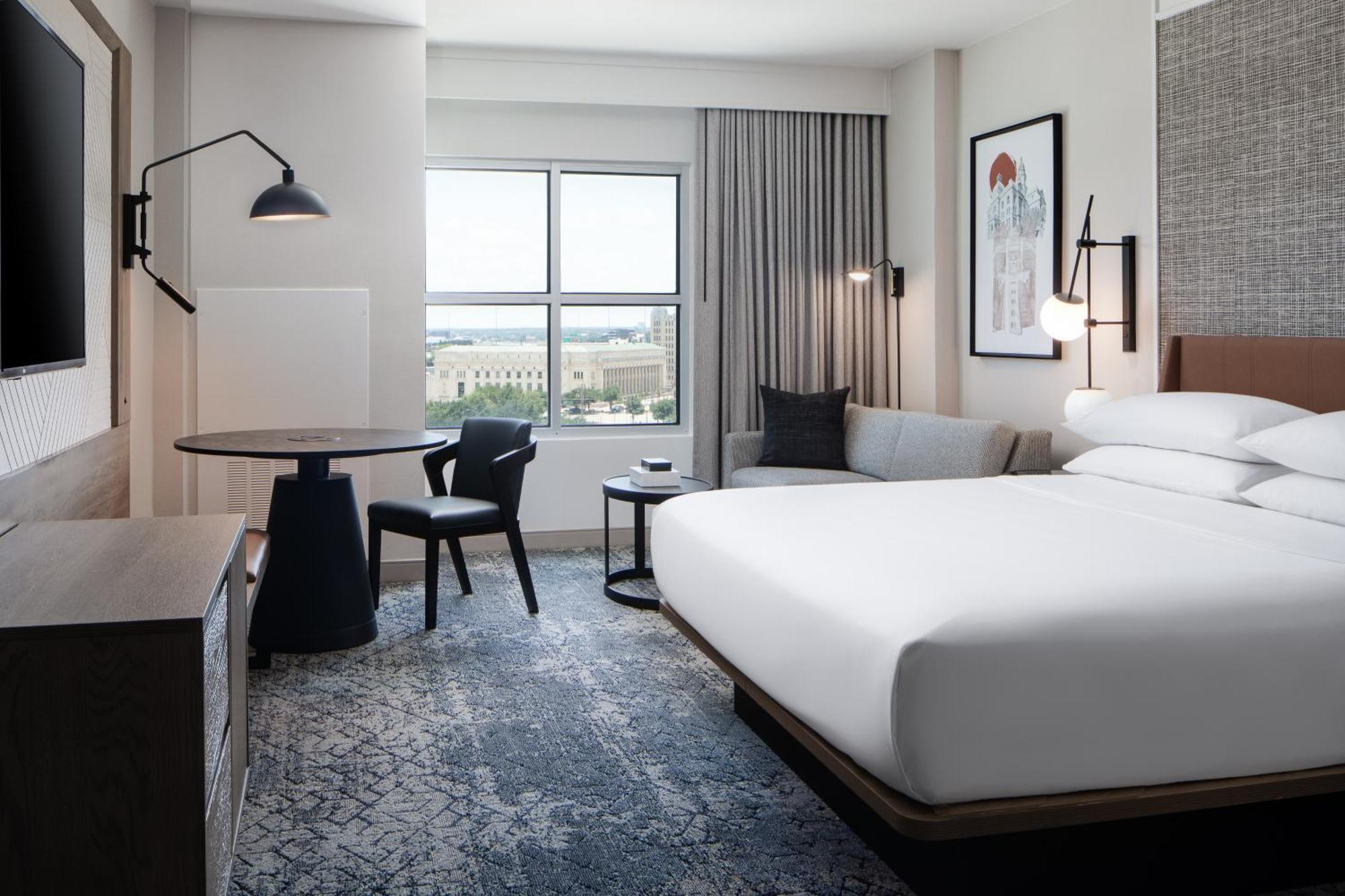King Room with City View
