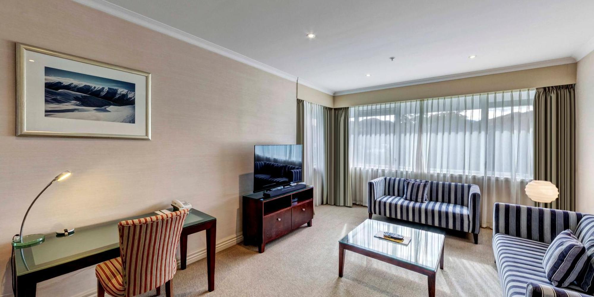 Deluxe Suite