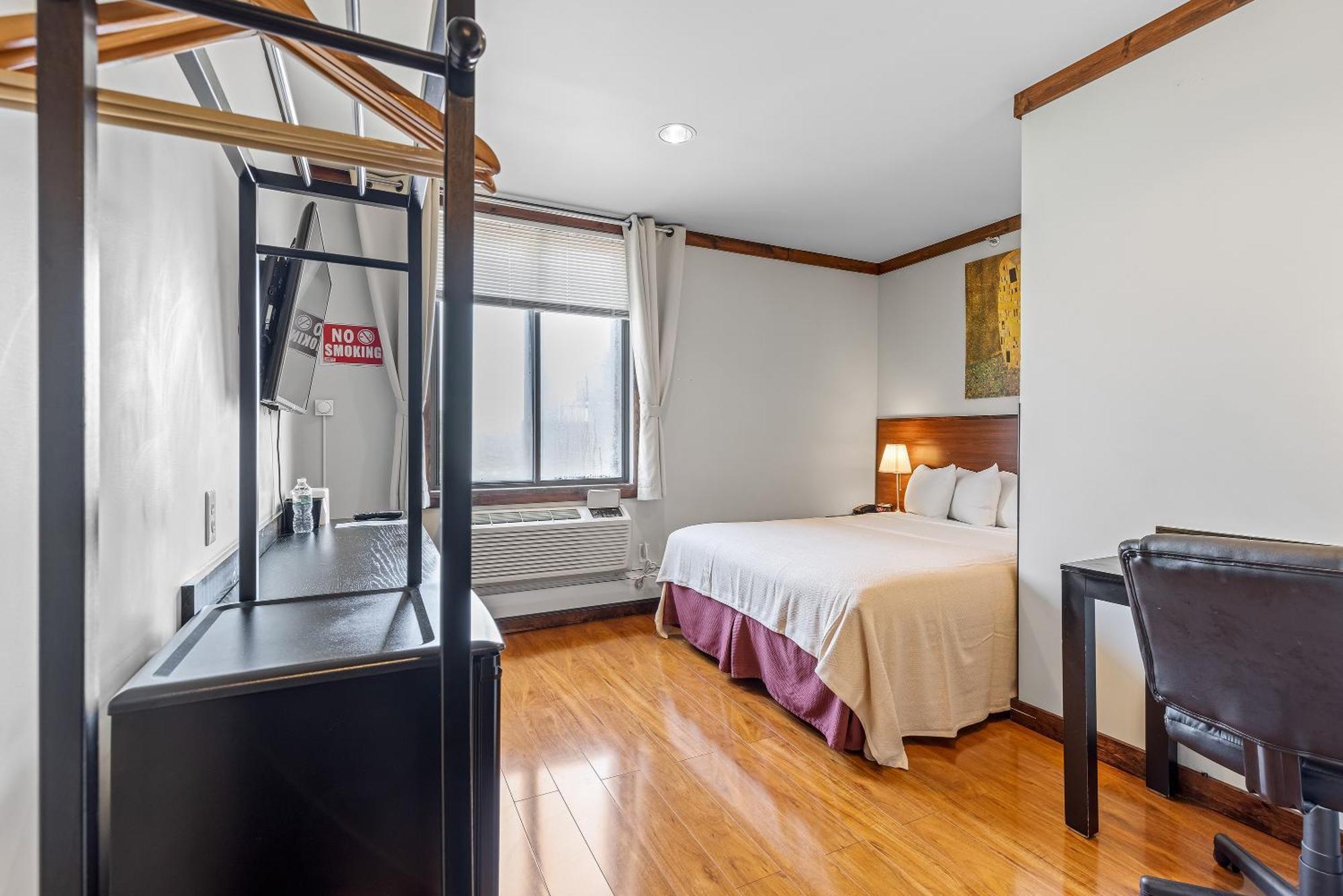 Queen Room - Disability Access,1580220702:JPEG