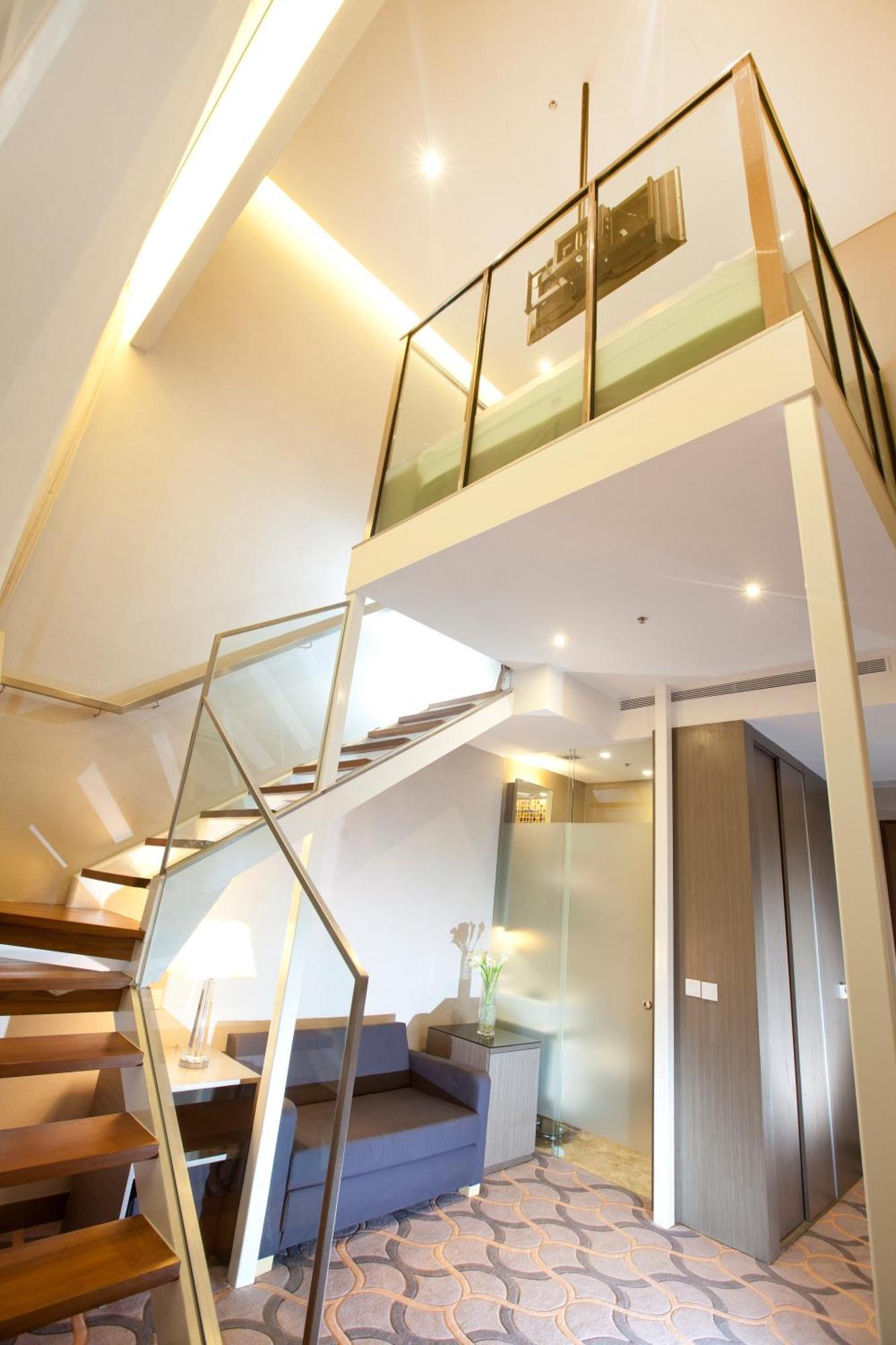 Loft Room King,1697961850:JPEG