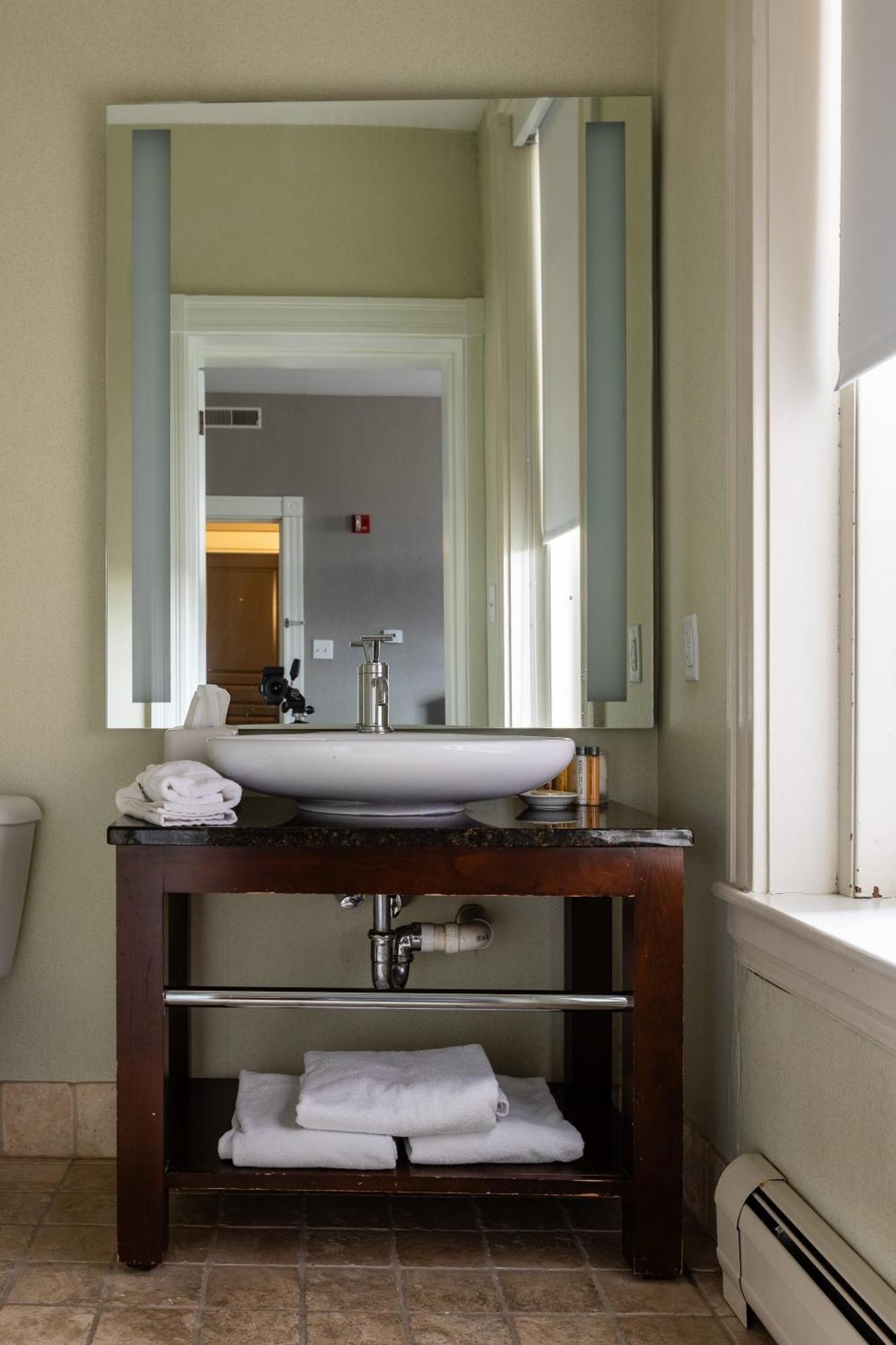 Superior Double Queen Room