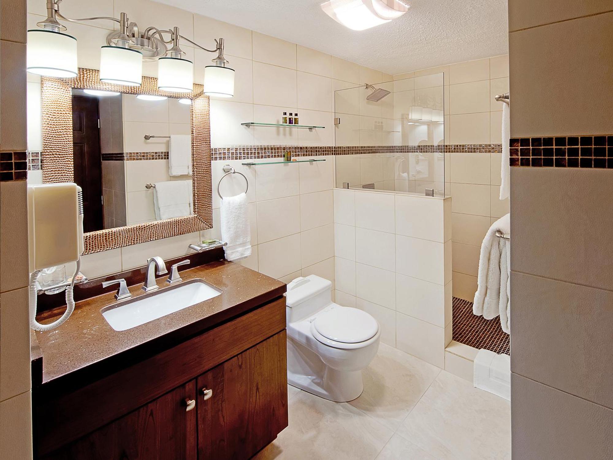 Deluxe Studio with Fully Equipped Kitchen.