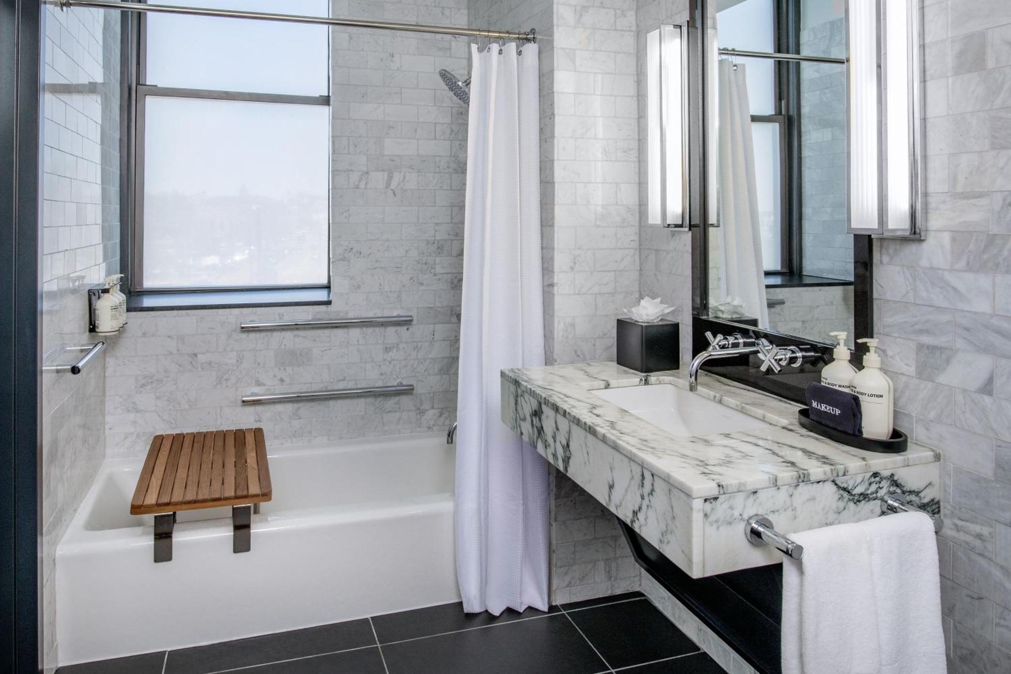 Superior King Room, 1 King Bed,1588225349:JPEG