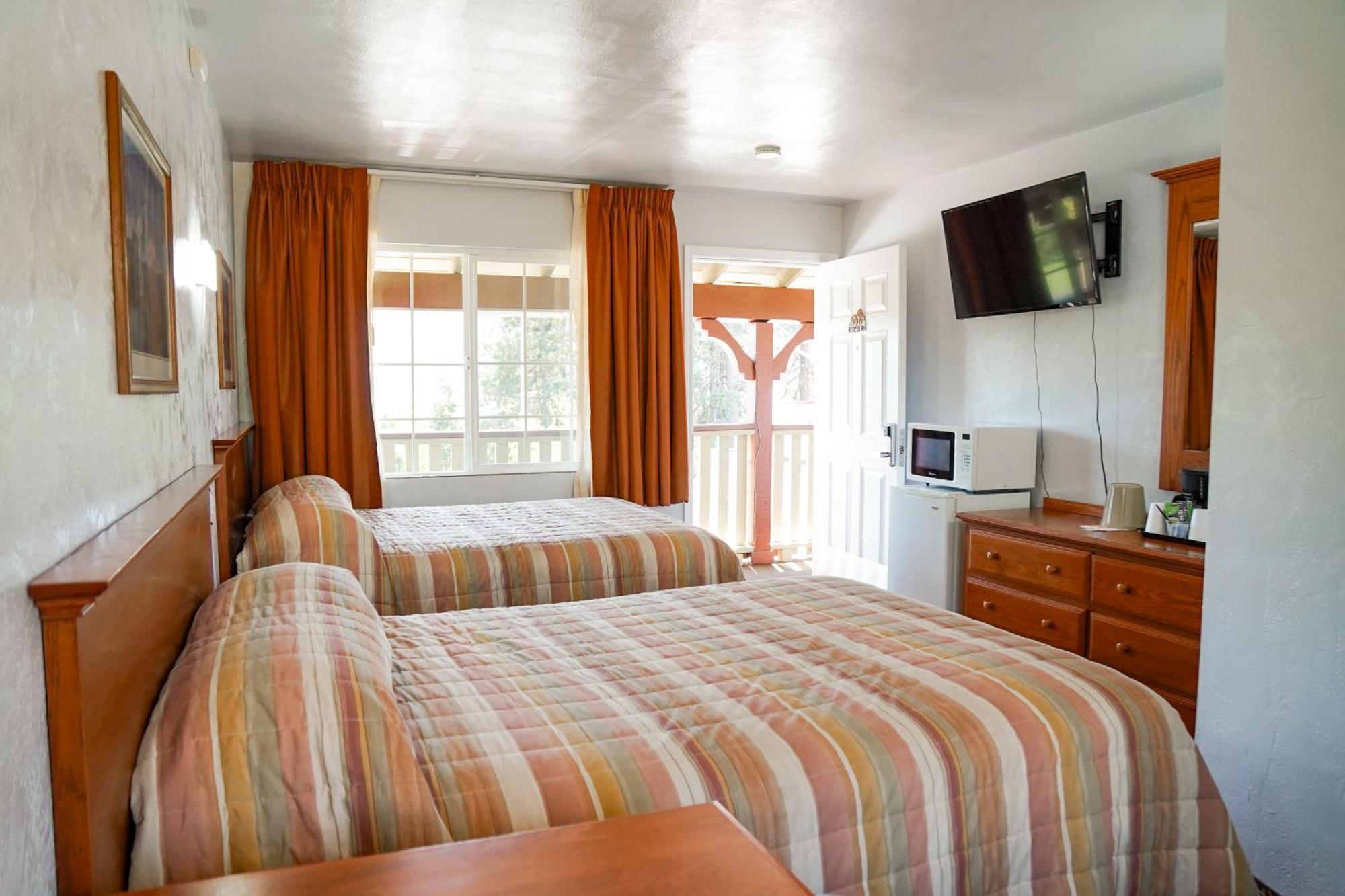 Double Room with Two Double Beds