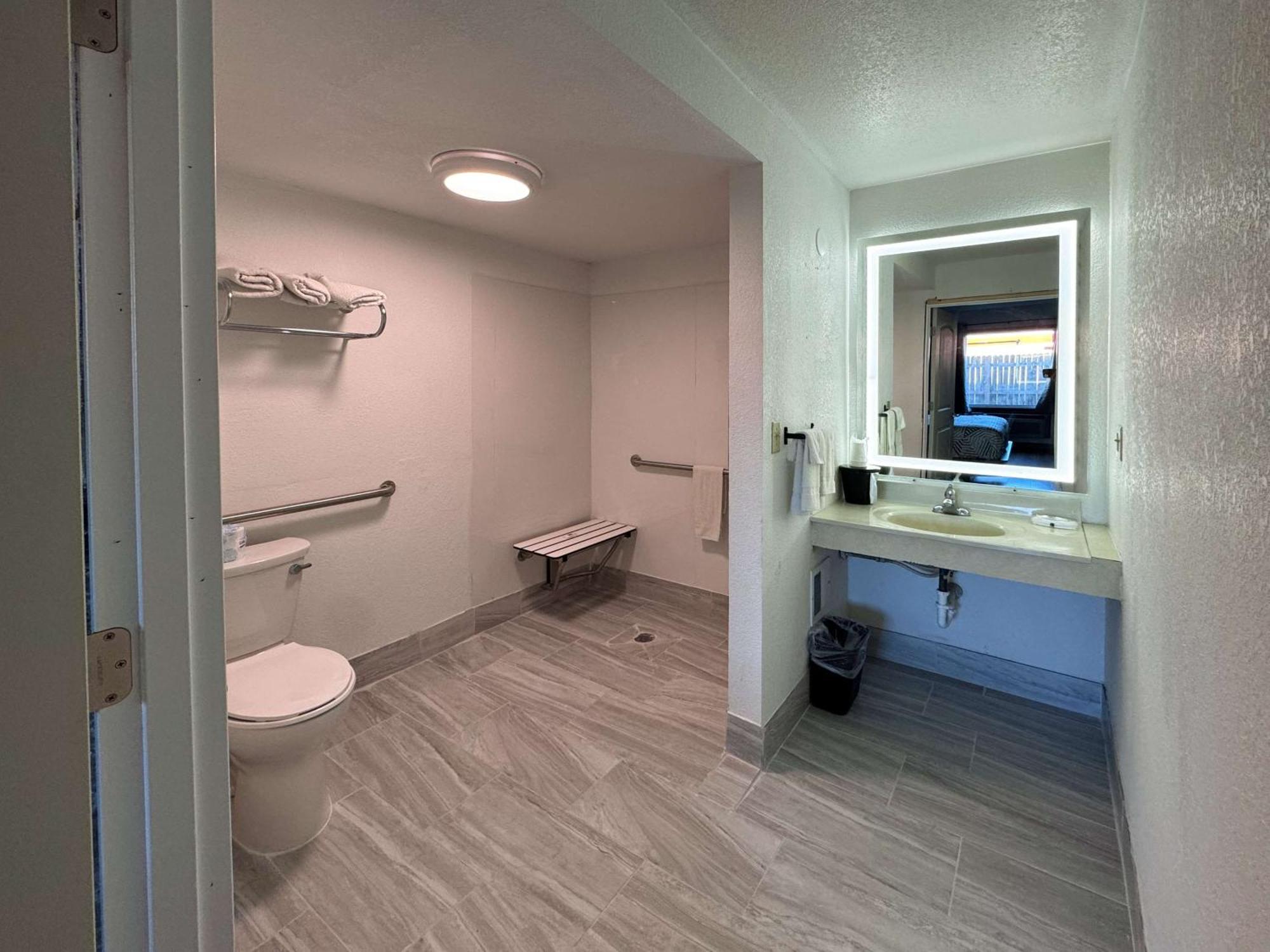Quadruple Room - Disability Access - Non-Smoking