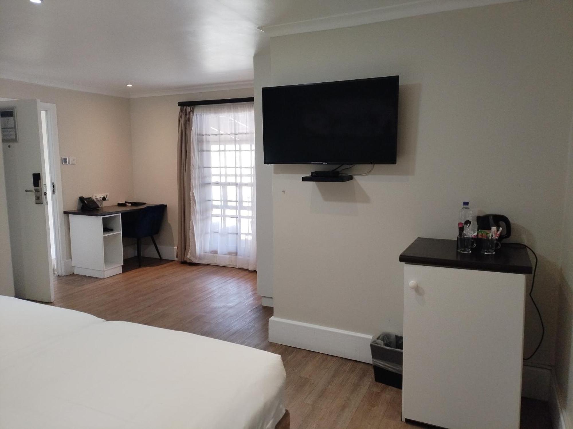 Classic Twin Room