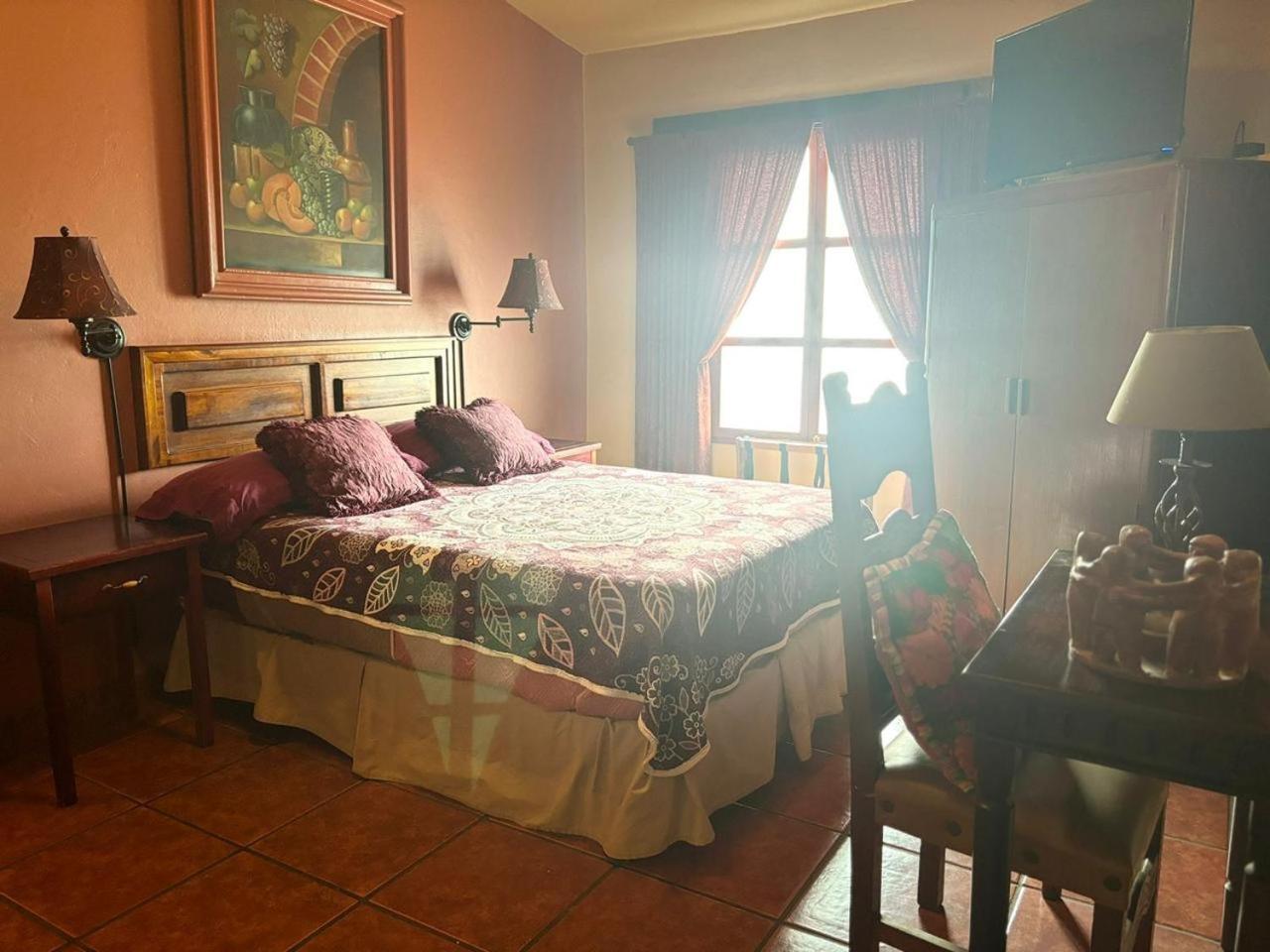 Deluxe Queen Room
