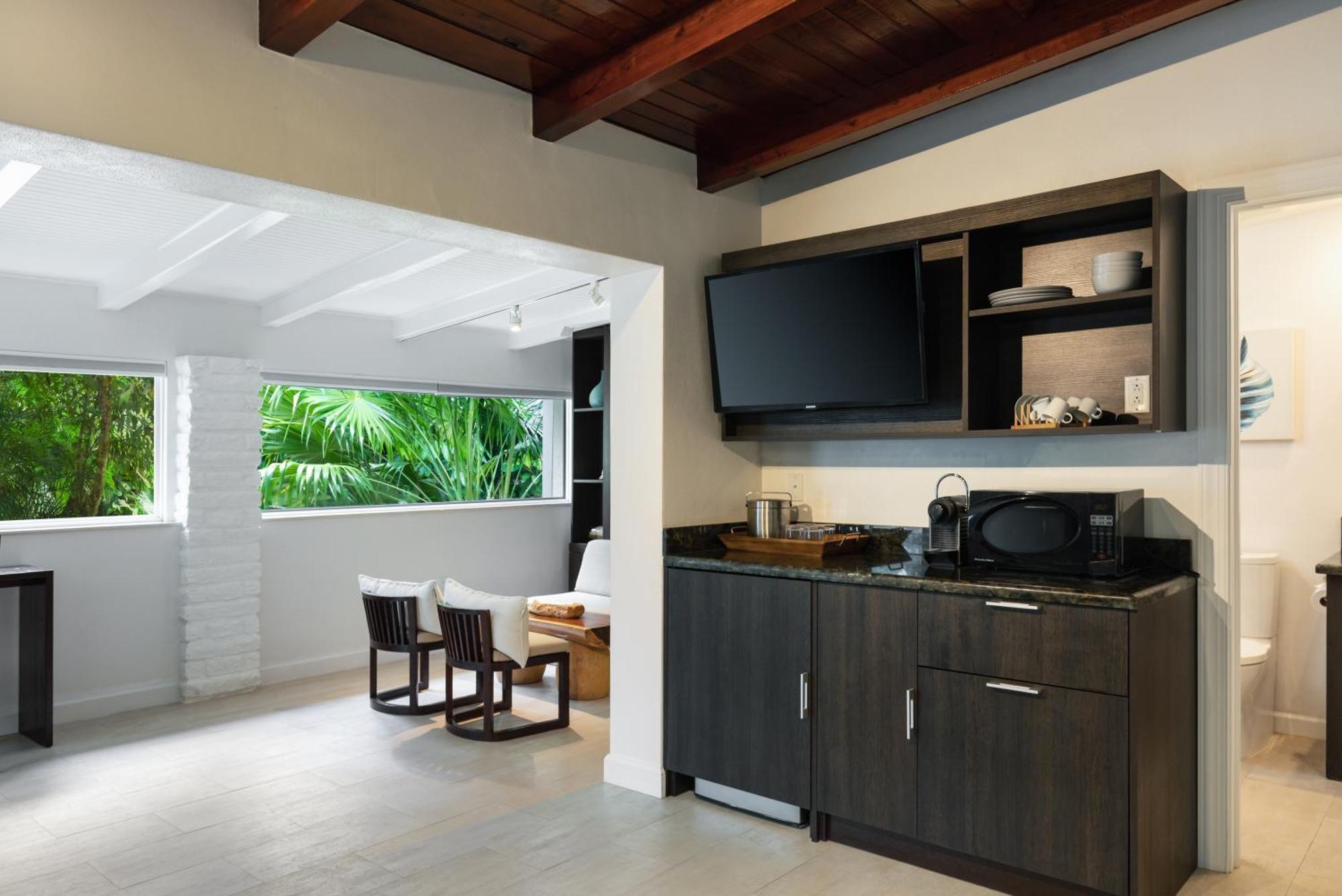 Paradise Bungalow