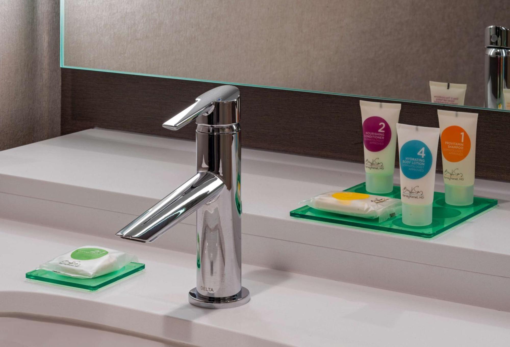 King Room with Sofa Bed,1731832786:JPEG