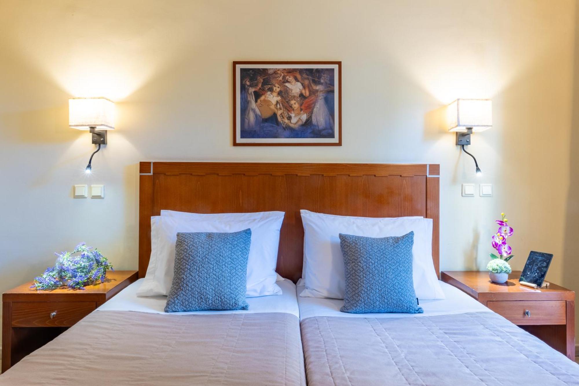 2 Double/Twin Rooms with Interconnecting Door