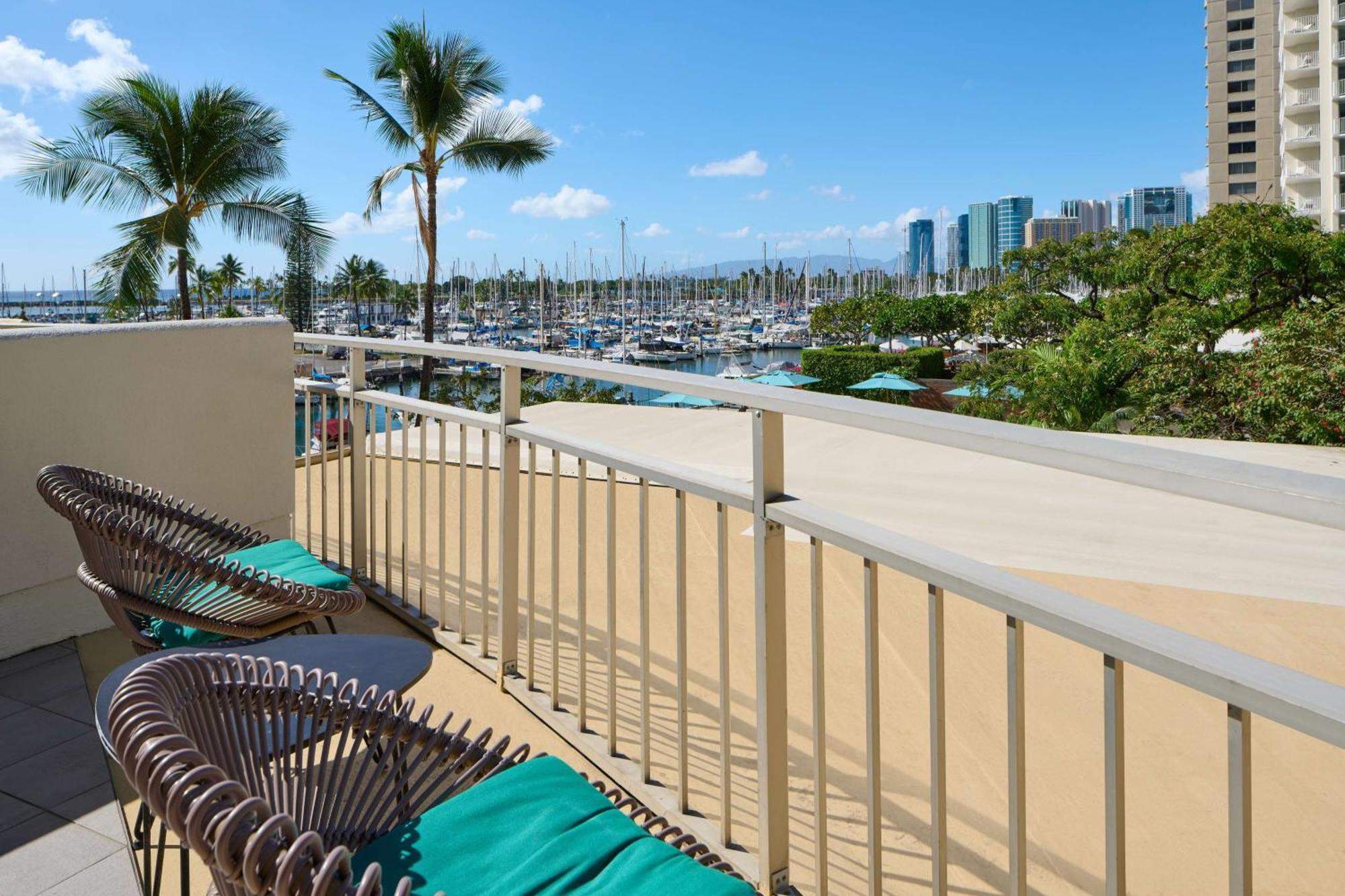 Luxury Junior Suite with Partial Ocean View and Kitchen,1599646947:JPEG