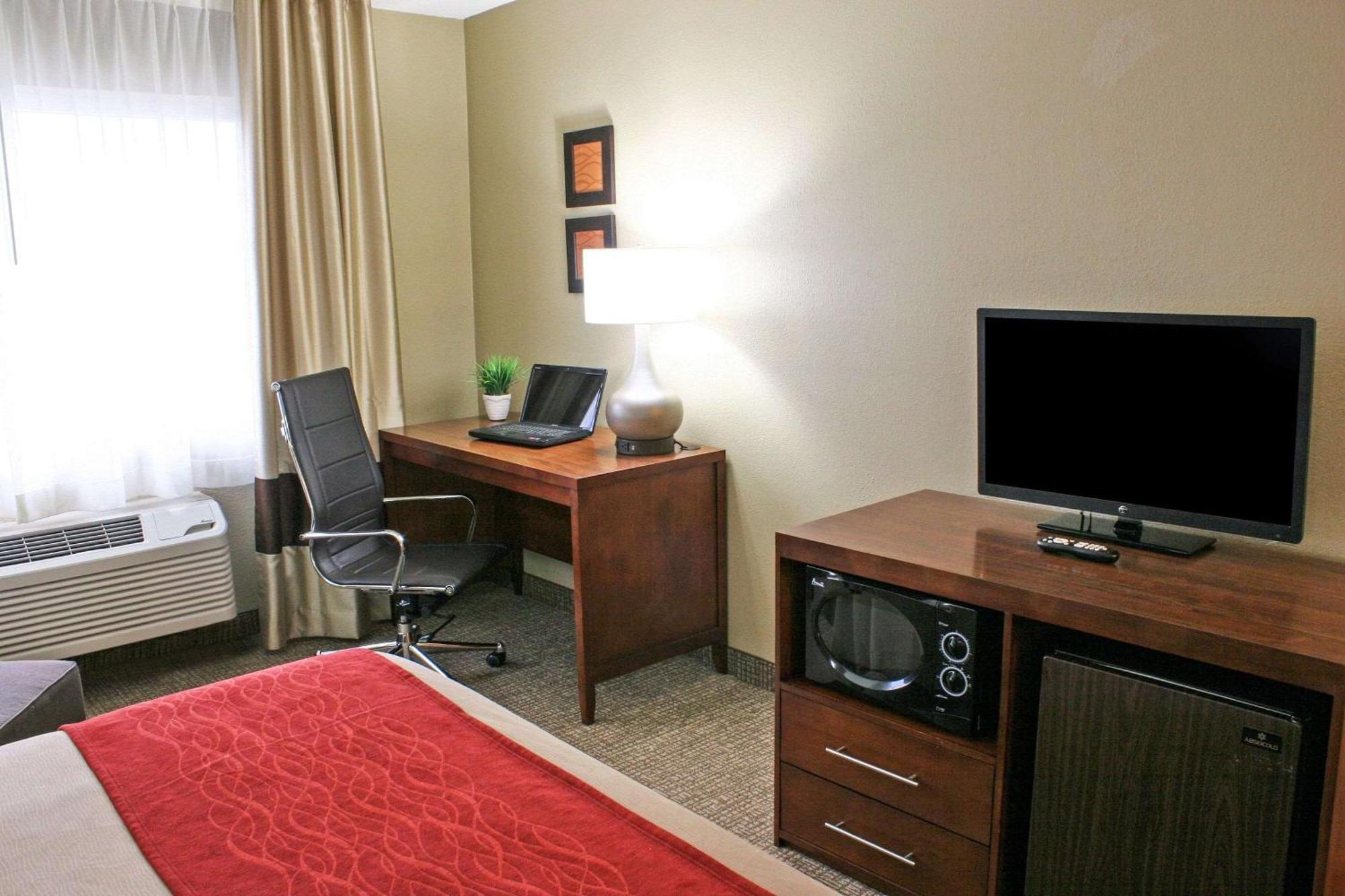 King Room - Non-Smoking