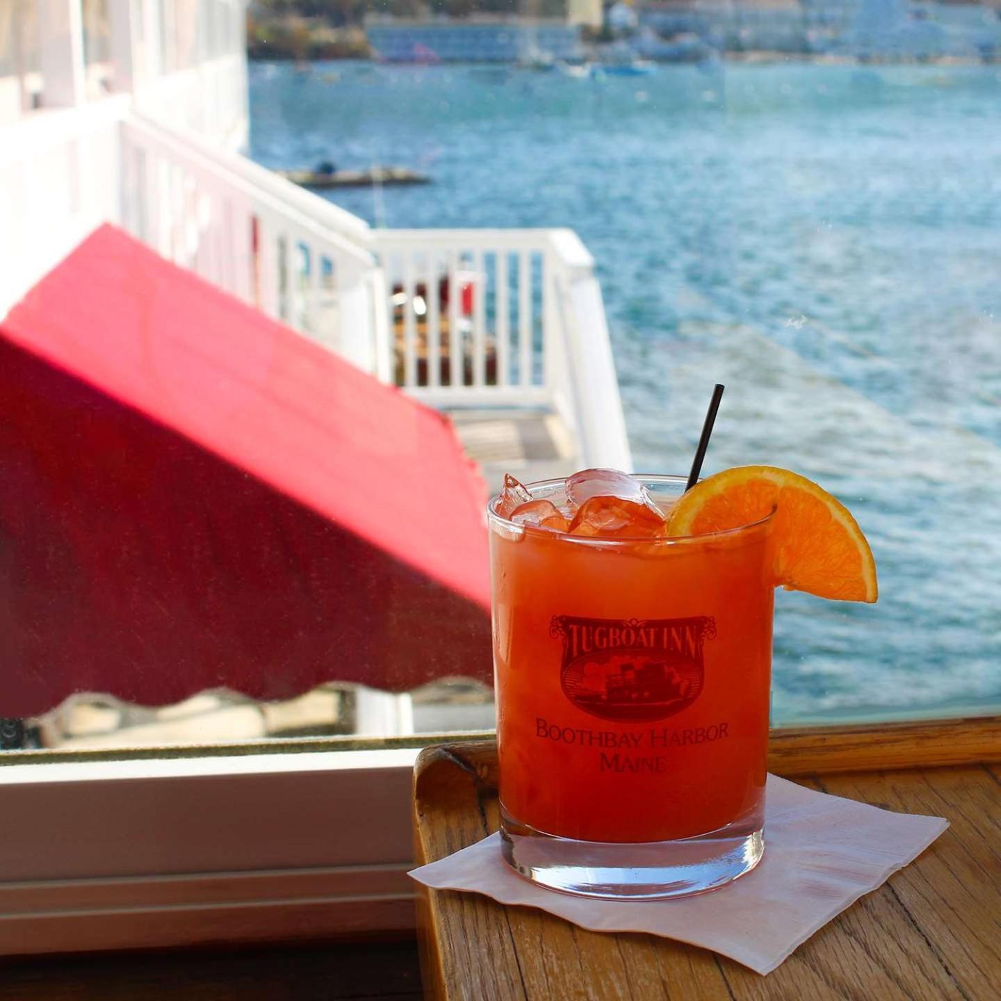 Two Queens Main Inn 1st Level