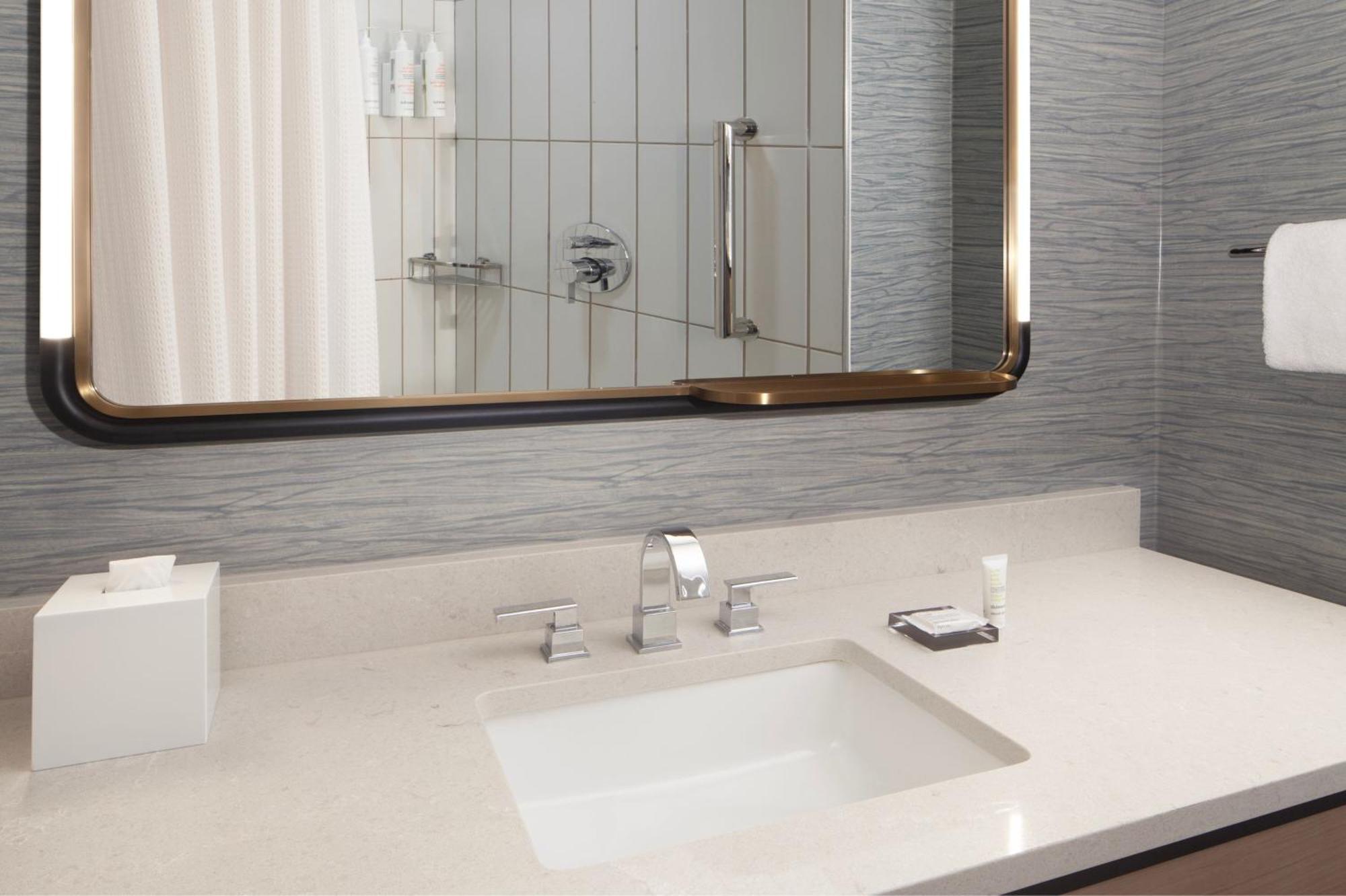 Queen Room with Two Queen Beds,1606048778:JPEG