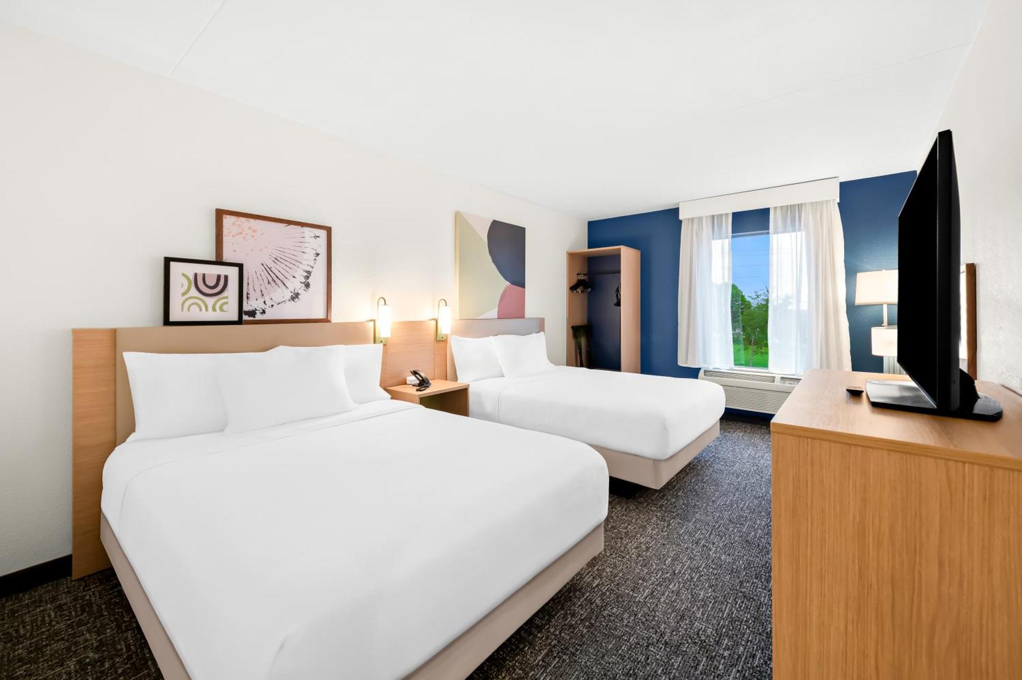 Queen Room with Two Queen Beds