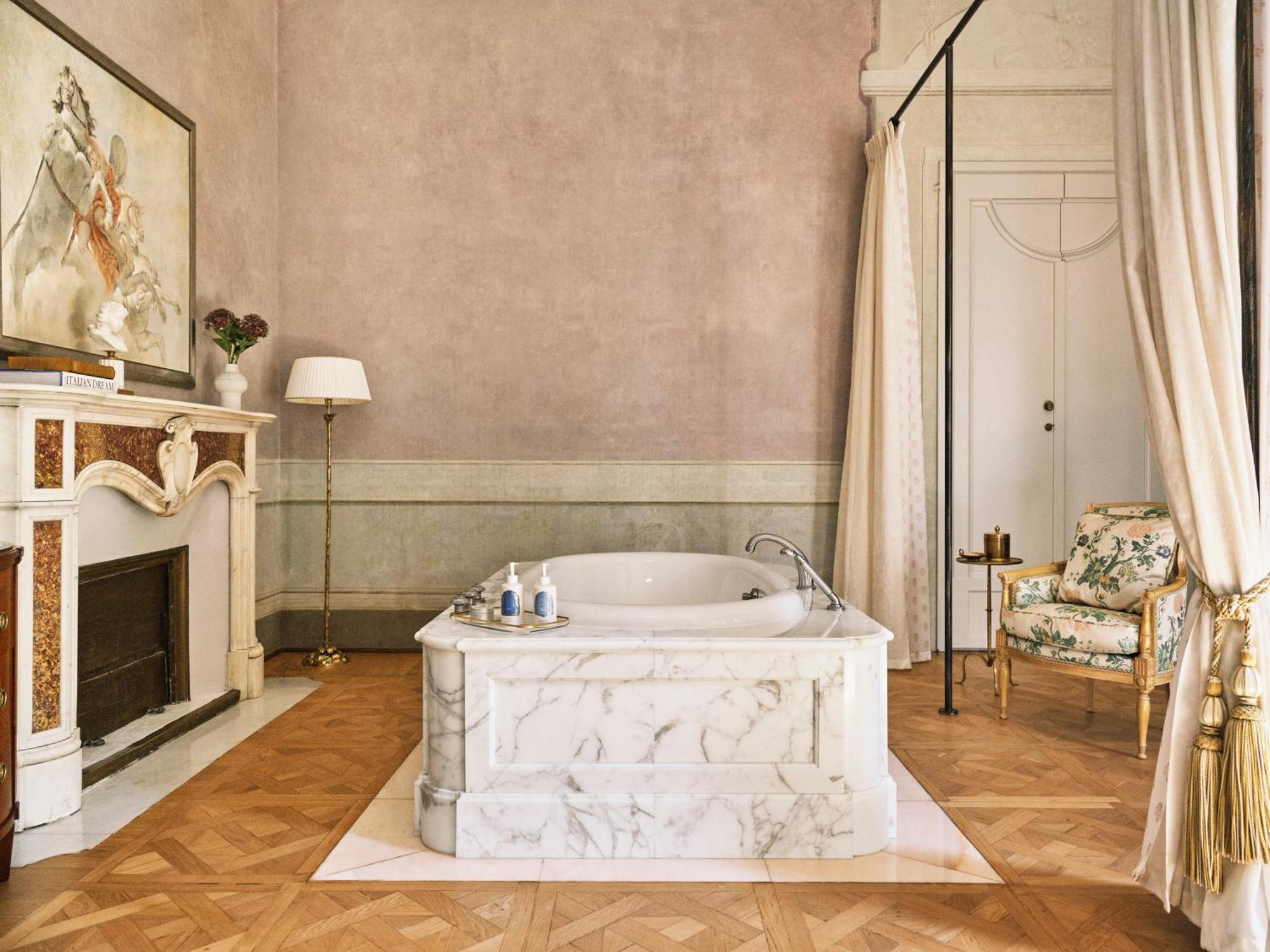 Renaissance Suite