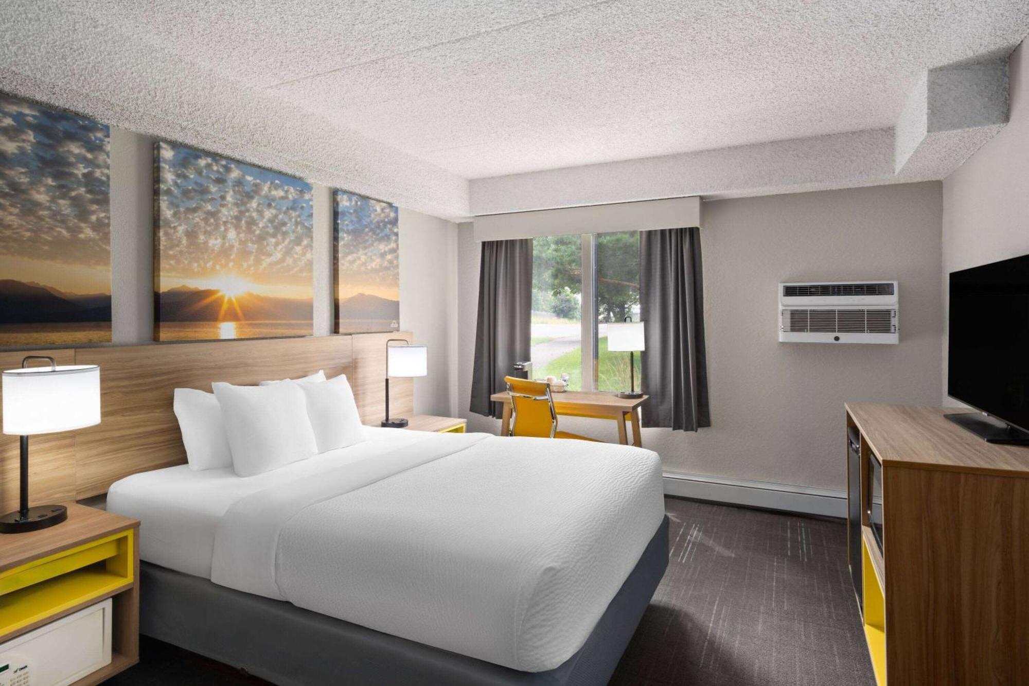 Economy Double Room - Non-Smoking