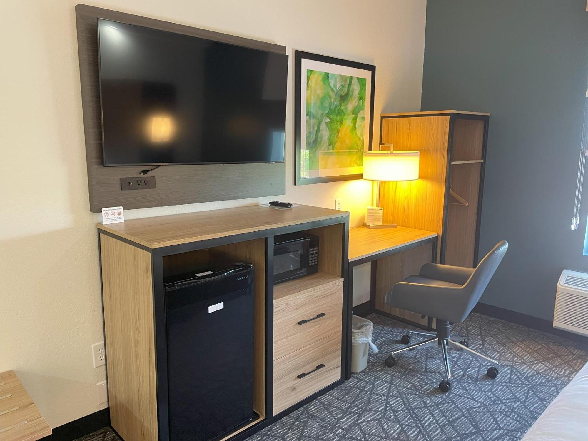 Double Room with Two Double Beds - Non-Smoking