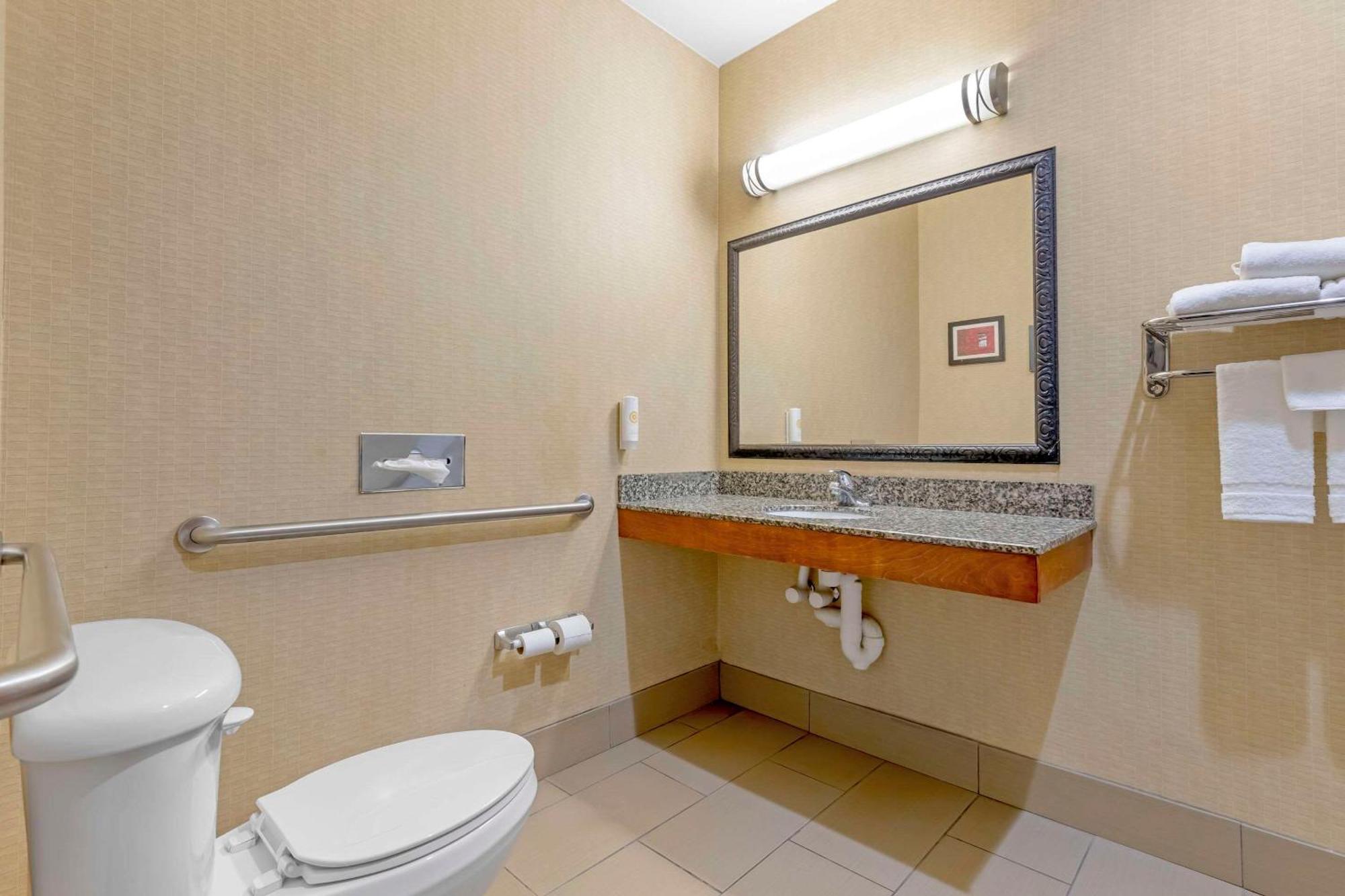 King Room - Disability Access/Non-Smoking