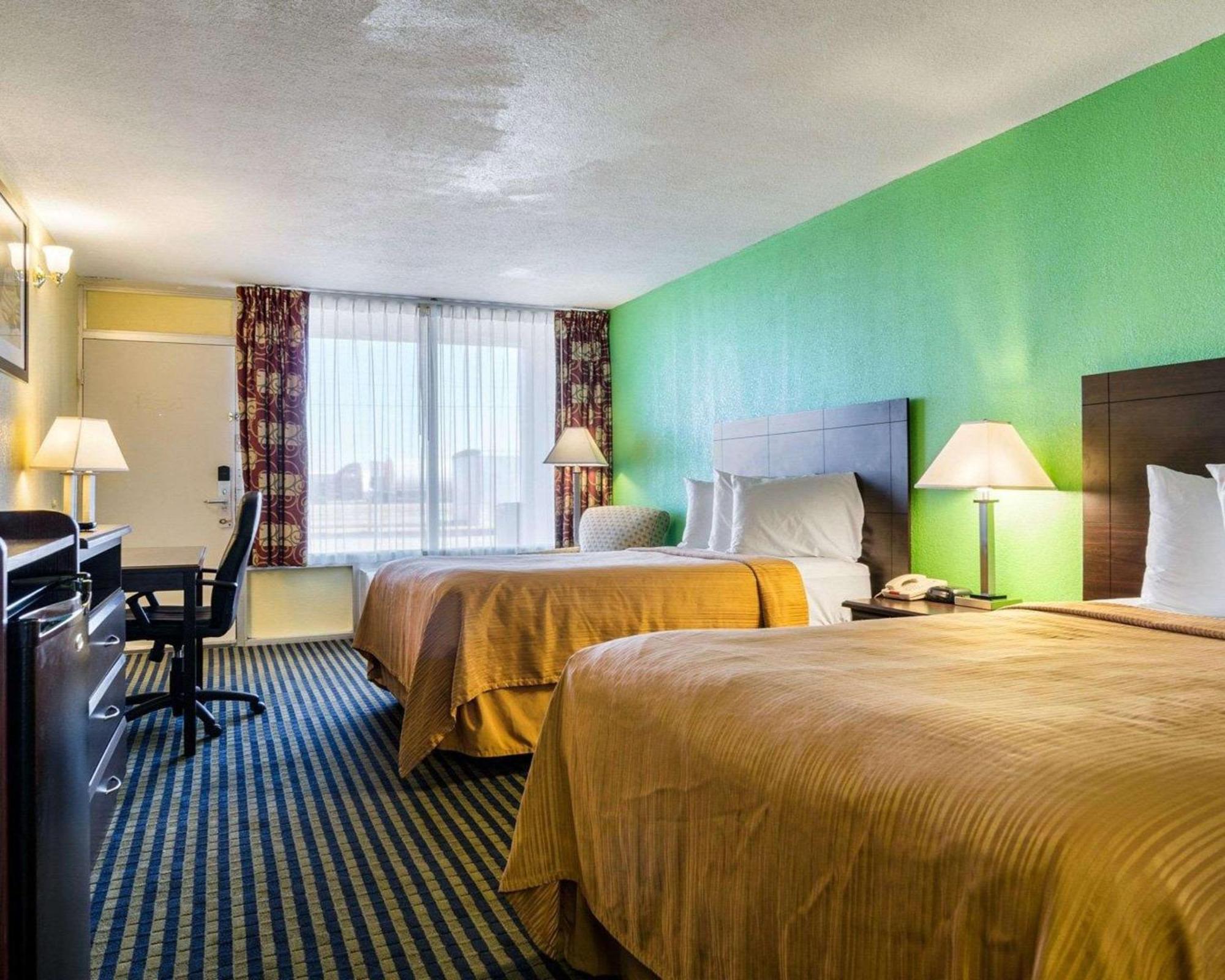 Double Room with Two Double Beds - Non-Smoking