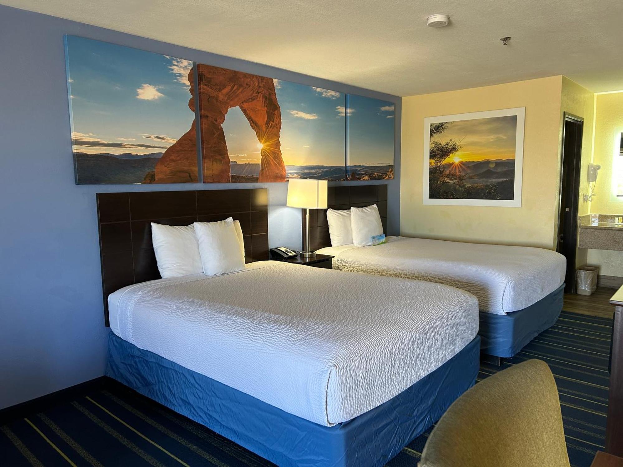 Queen Room with Two Queen Beds - Non-Smoking