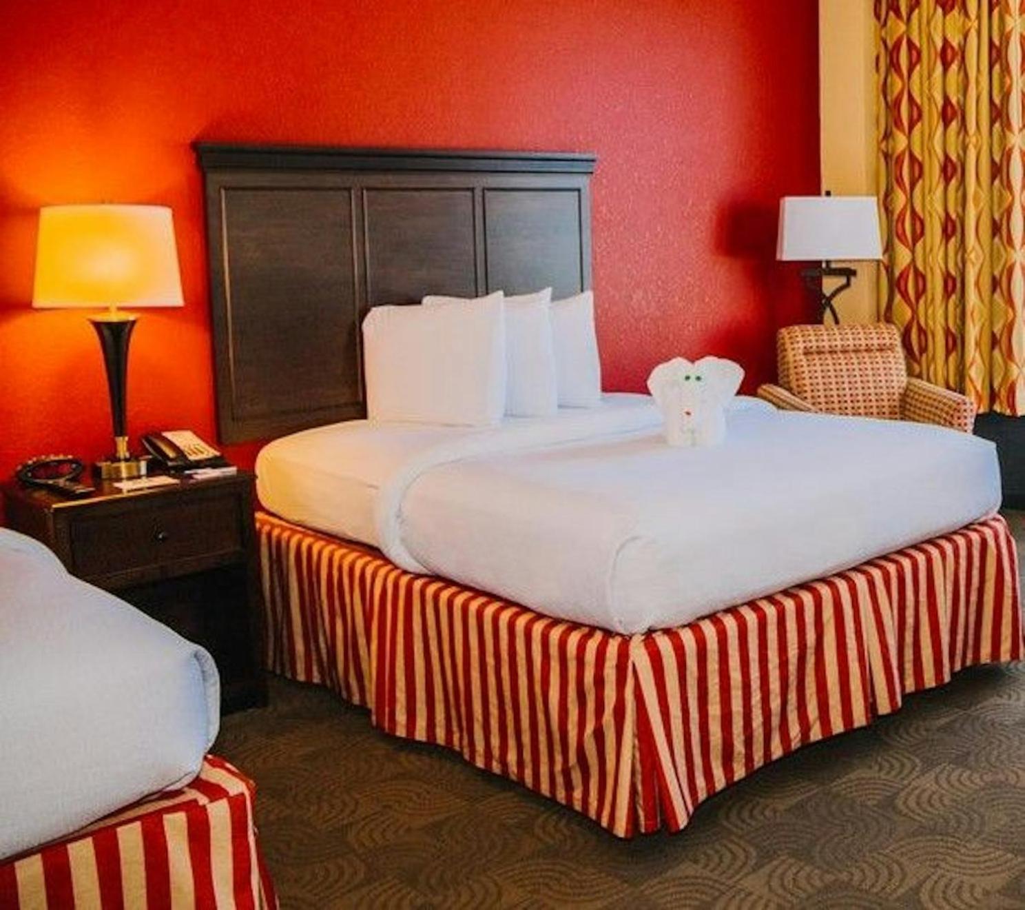 Queen Room with Two Queen Beds with Balcony - No View,1611097255:JPEG