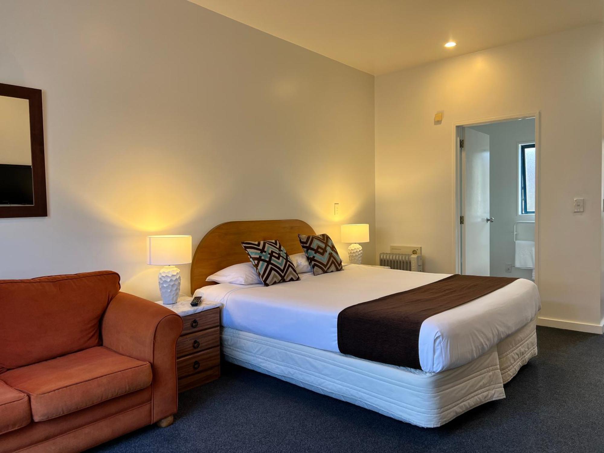 Executive Studio,1611115717:JPEG