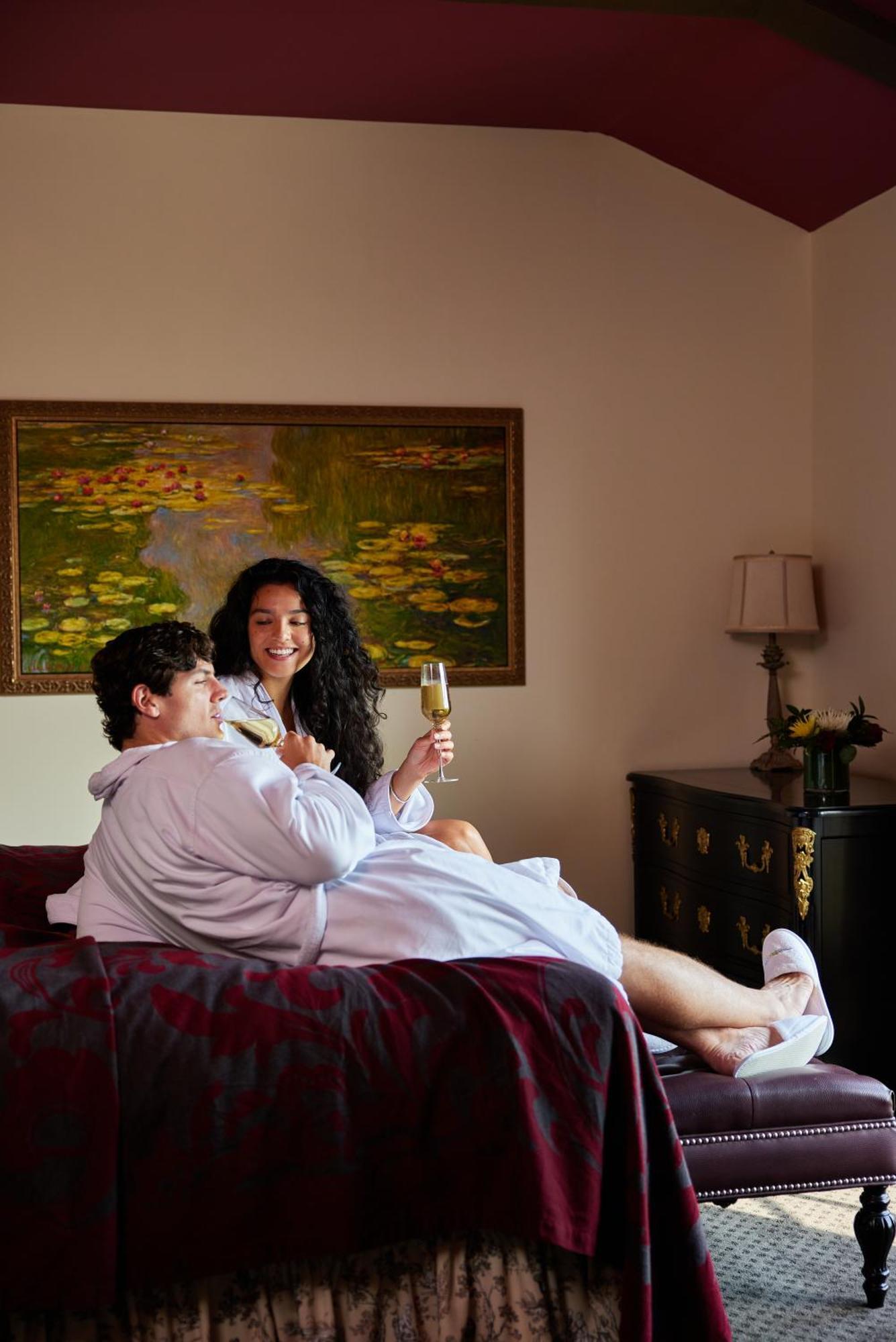King Suite with Balcony - Manor House,1611130619:JPEG