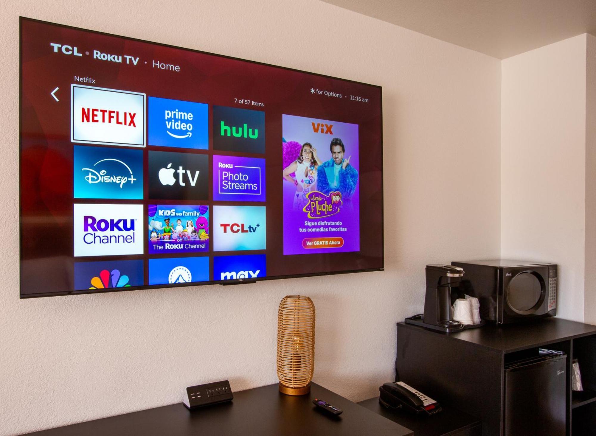 Queen Room with Two Queen Beds - Non-Smoking,1611136543:JPEG