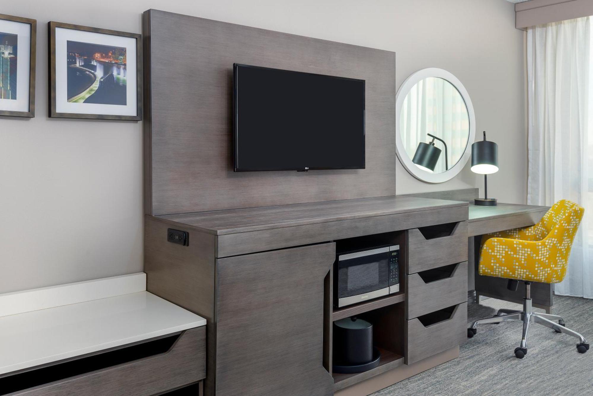 Premium King Room
