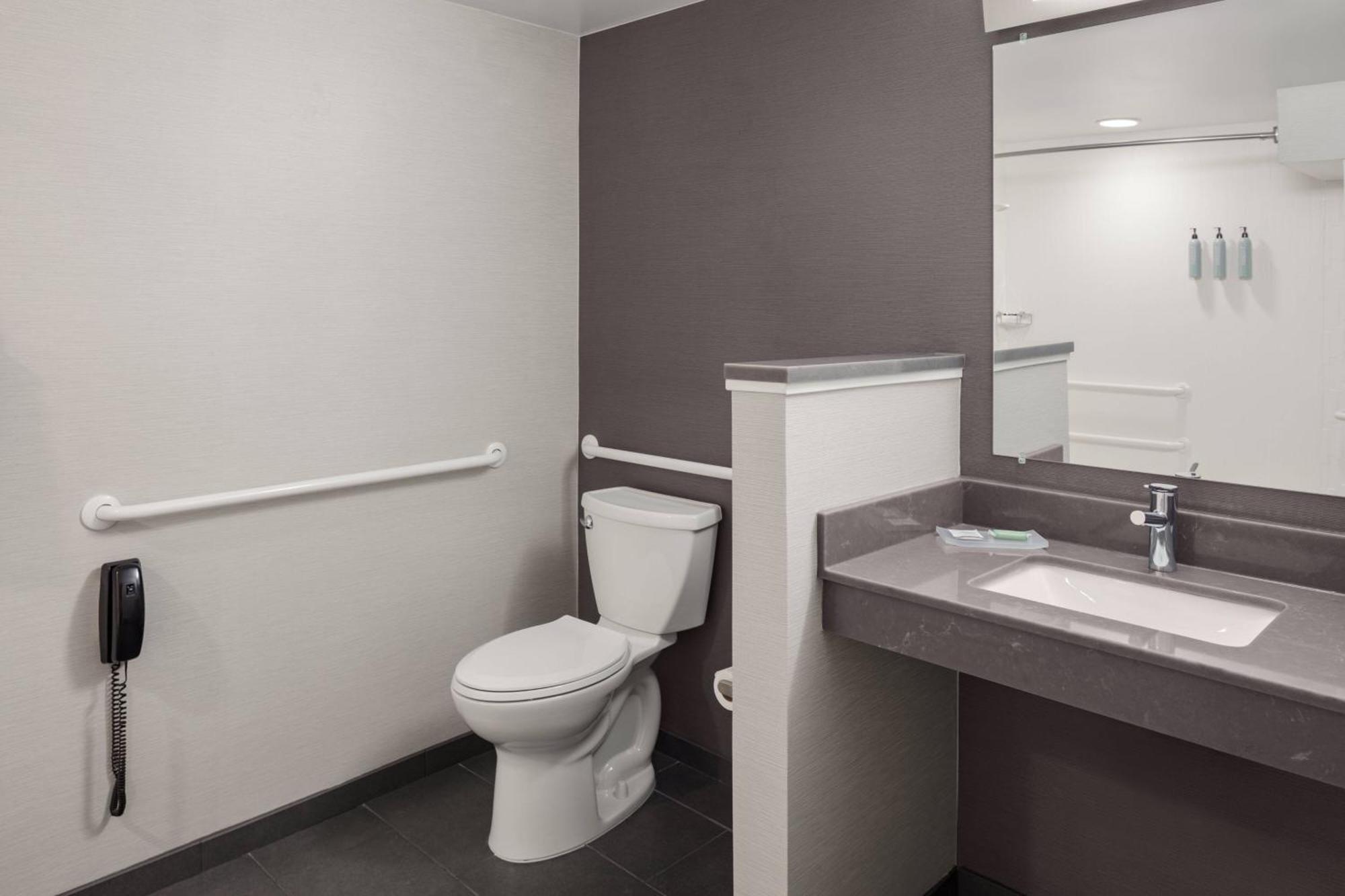Queen Room with Two Queen Beds and Adapted Tub - Mobility and Hearing Accessible