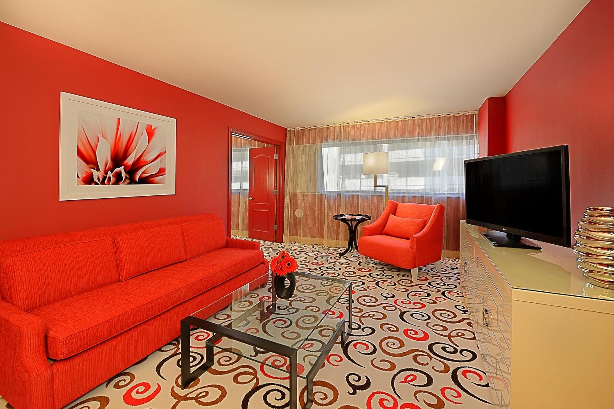 Grand 1 Bedroom Suite King,1676761583:JPEG