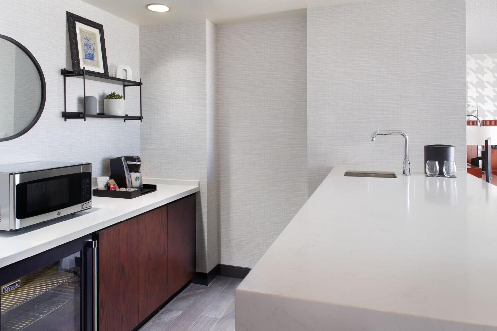 Hospitality Suite with Sofa Bed
