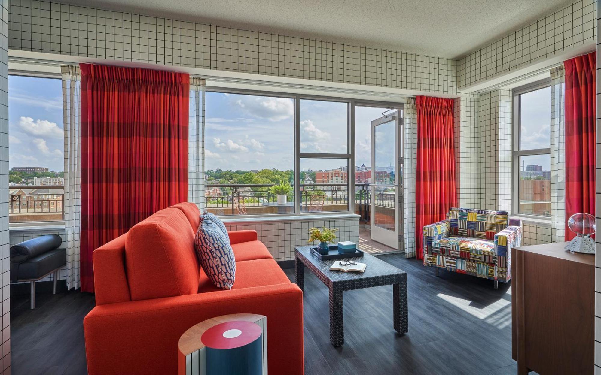 Graduate King Suite with Balcony,1616455005:JPEG