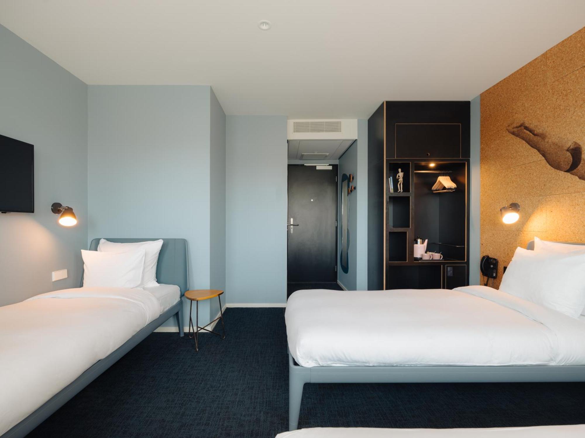 Eco-friendly Triple Room