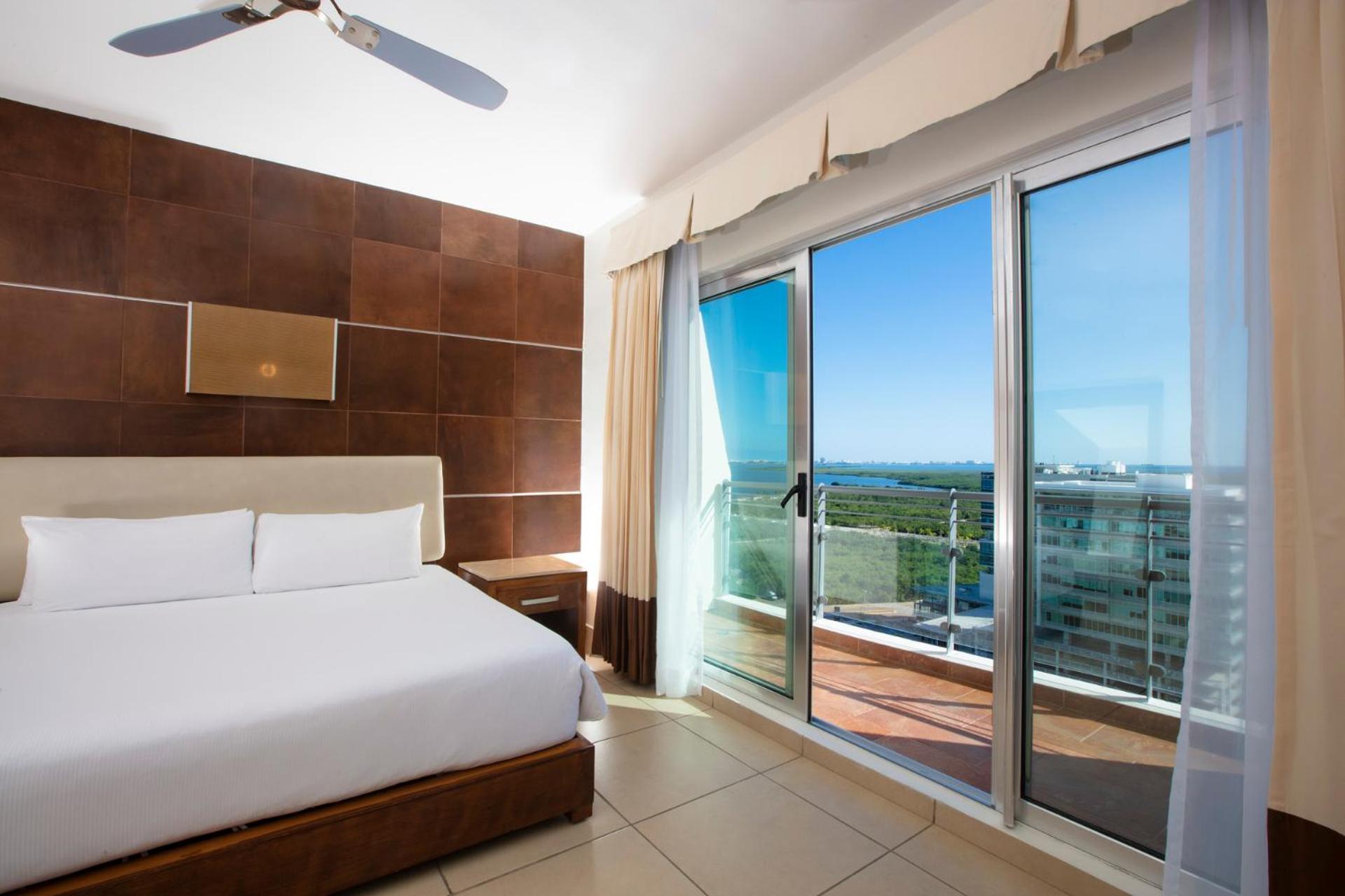 Standard King Room Beach Club Access