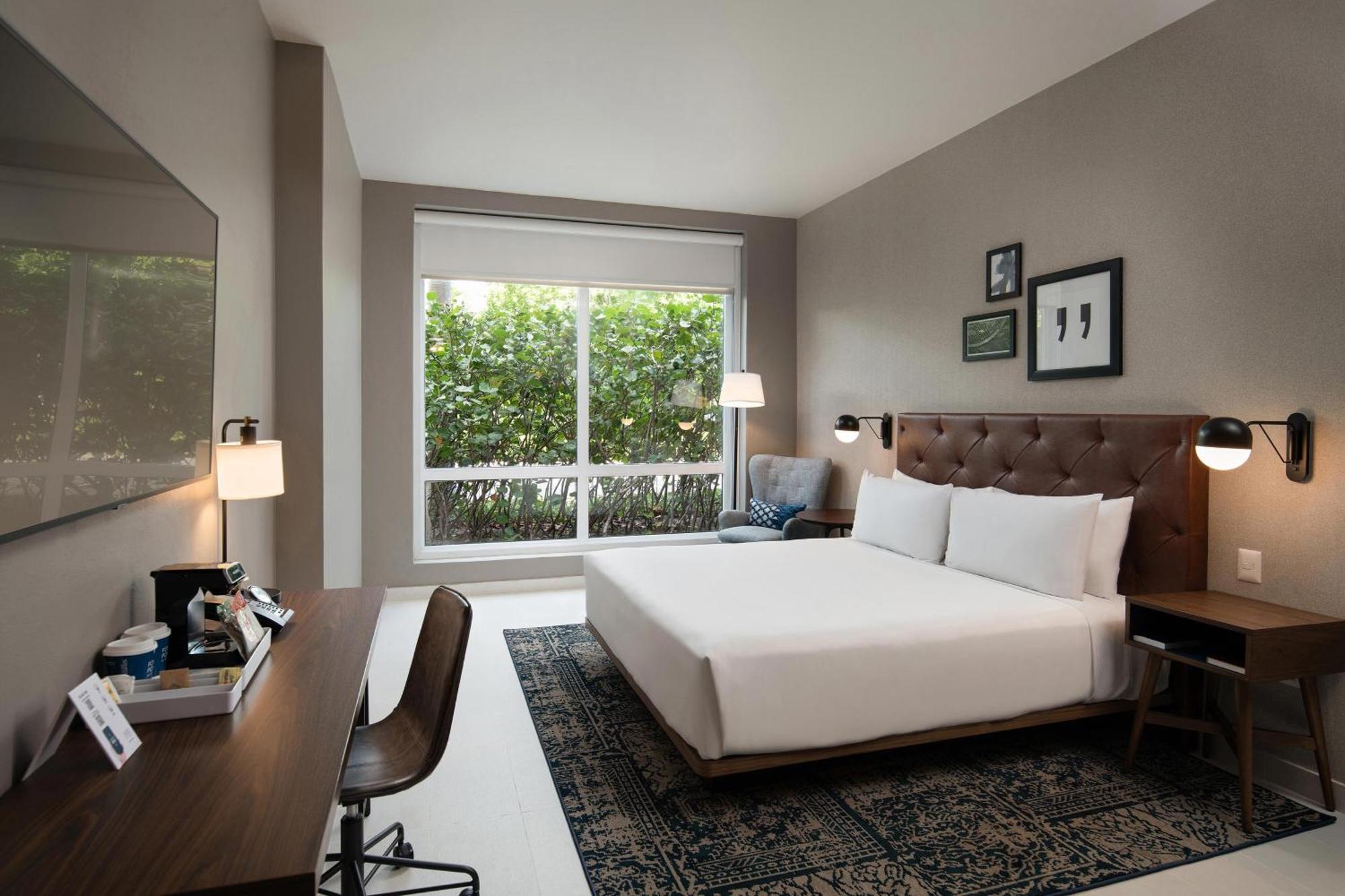 Traditional, Guest room, 1 King