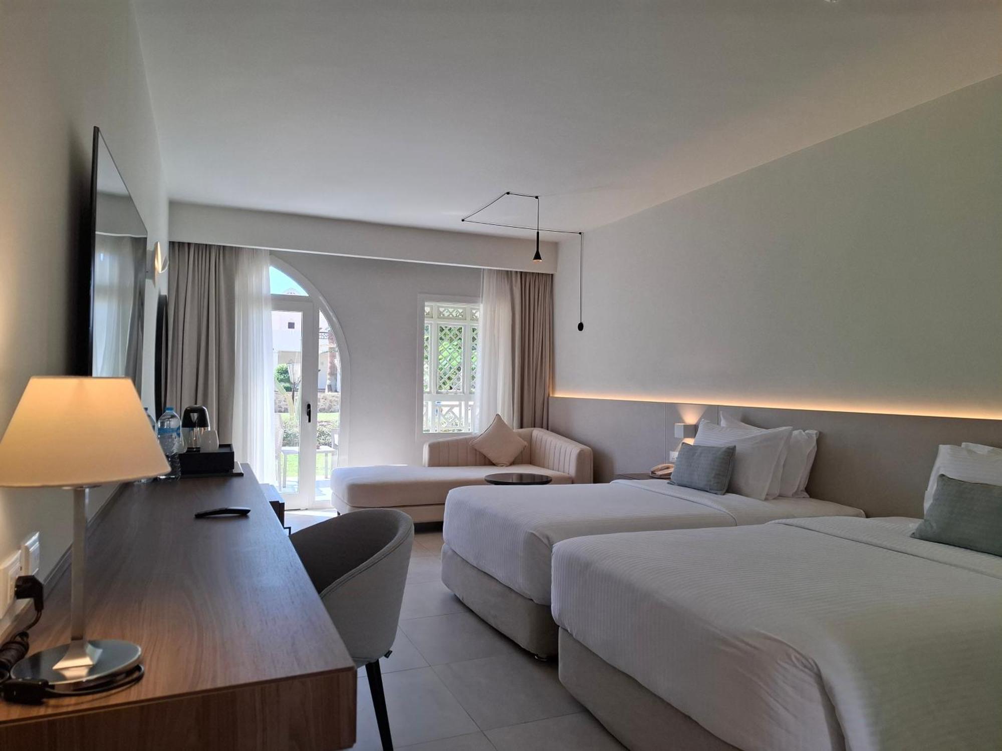 Deluxe Room With Garden View