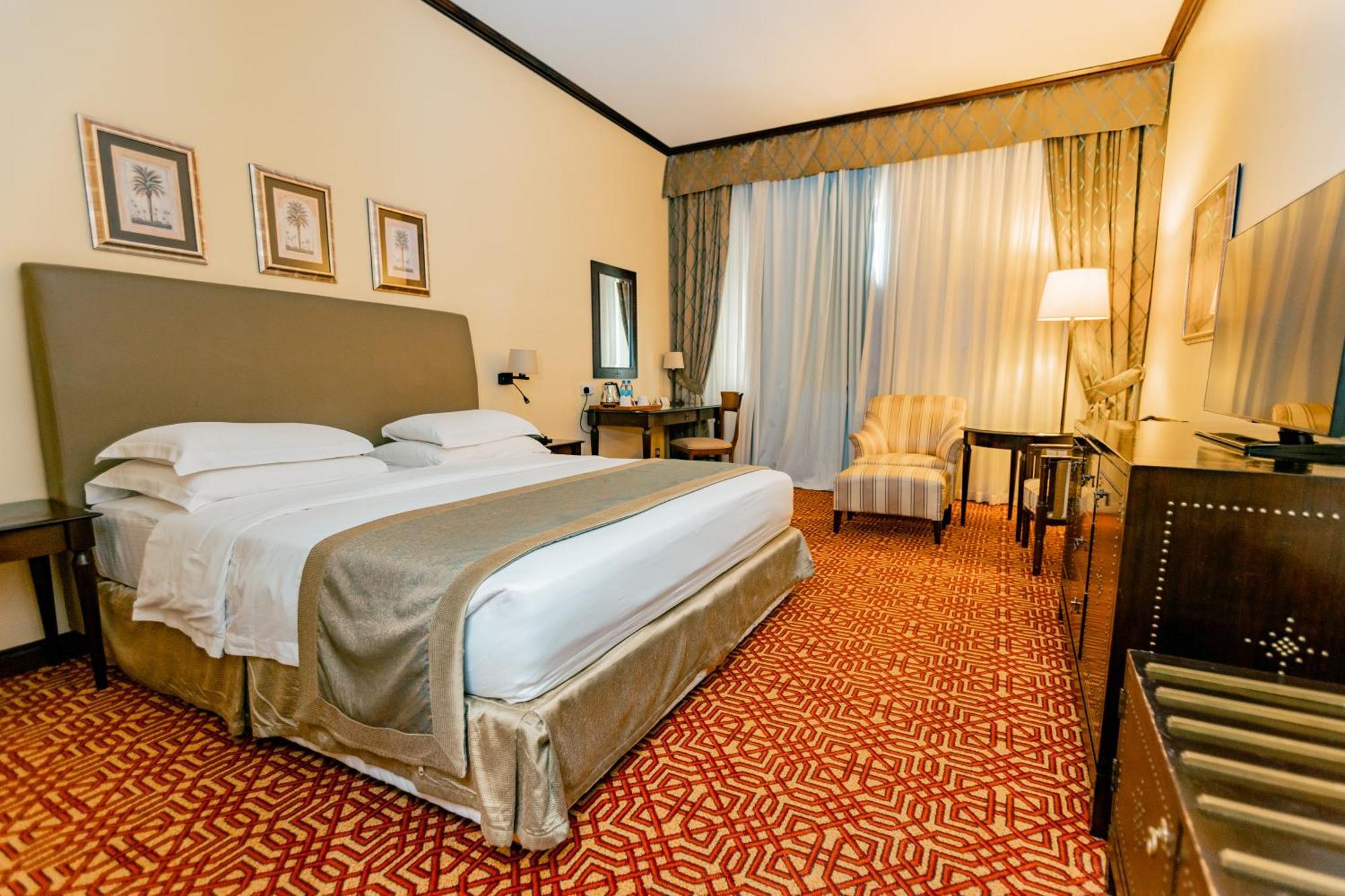 Executive City View Room