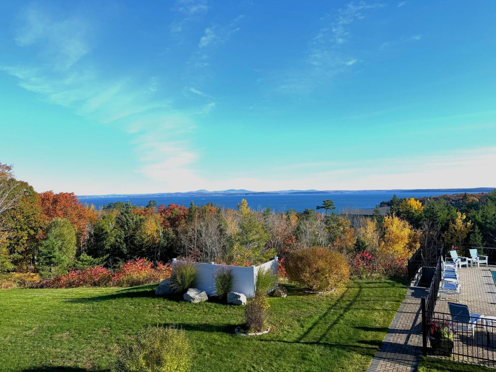 Family Room with Ocean View and Balcony, 2 Queen Beds, Sofa Bed (1st Floor NON-PET),1621004222:JPEG
