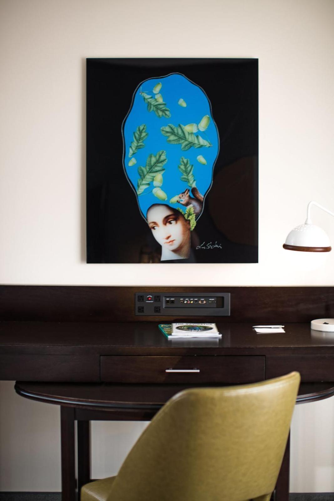 King Room,1622027728:JPEG