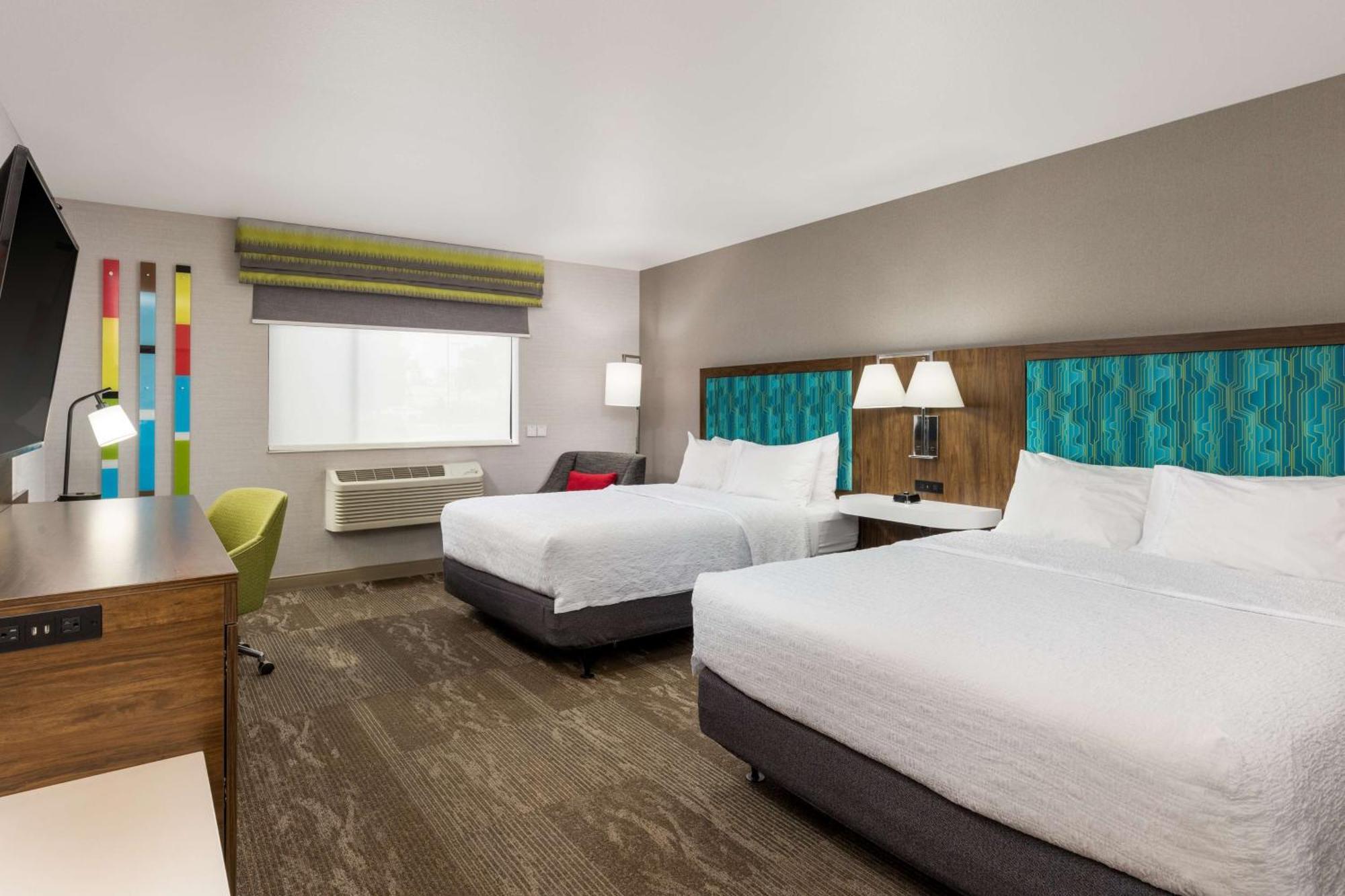 Queen Room with Two Queen Beds - Hearing Access/Non-Smoking,1624317338:JPEG