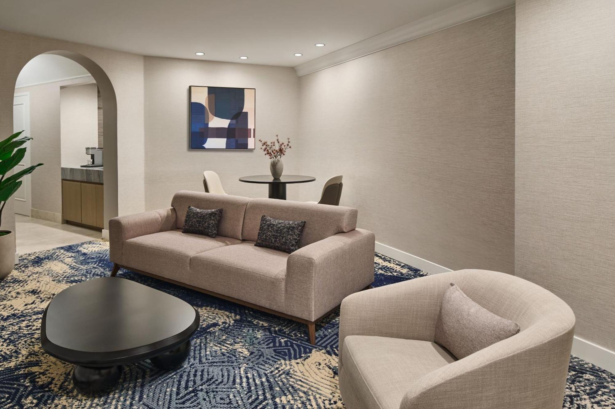 Junior Suite,1623655364:JPEG