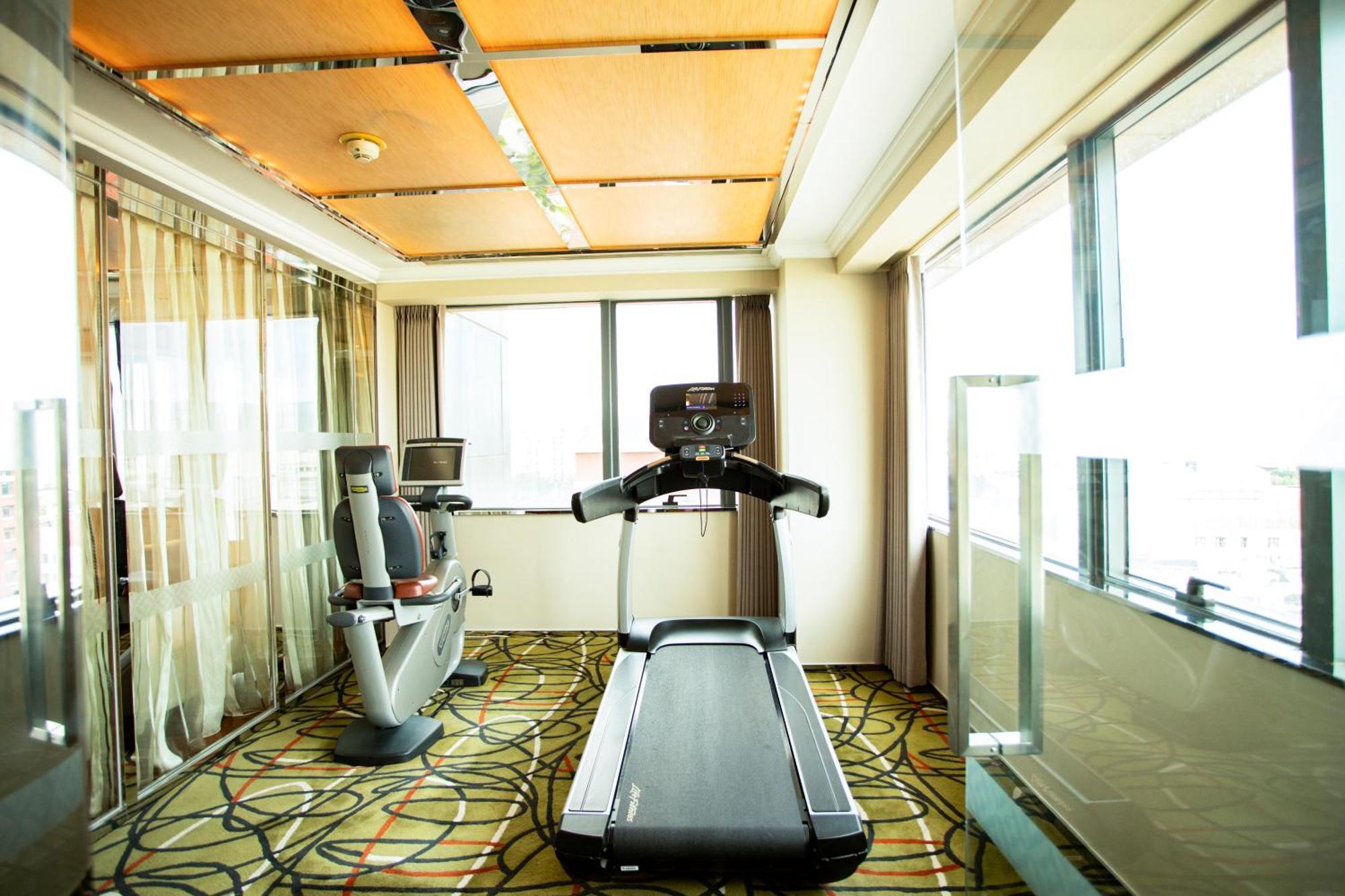 Deluxe Suite, Club lounge access, 1 Bedroom Suite, 1 King