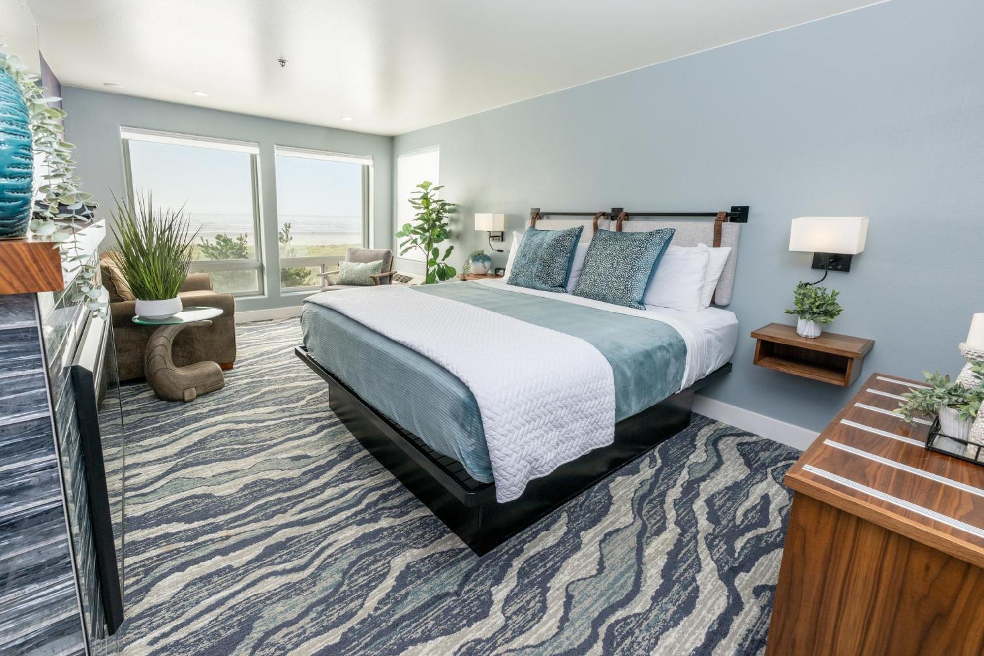 King Suite with Ocean View