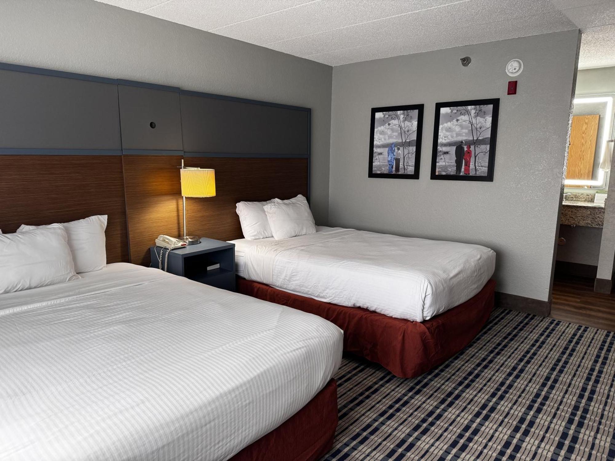 Queen Room with Two Queen Beds - Non-Smoking